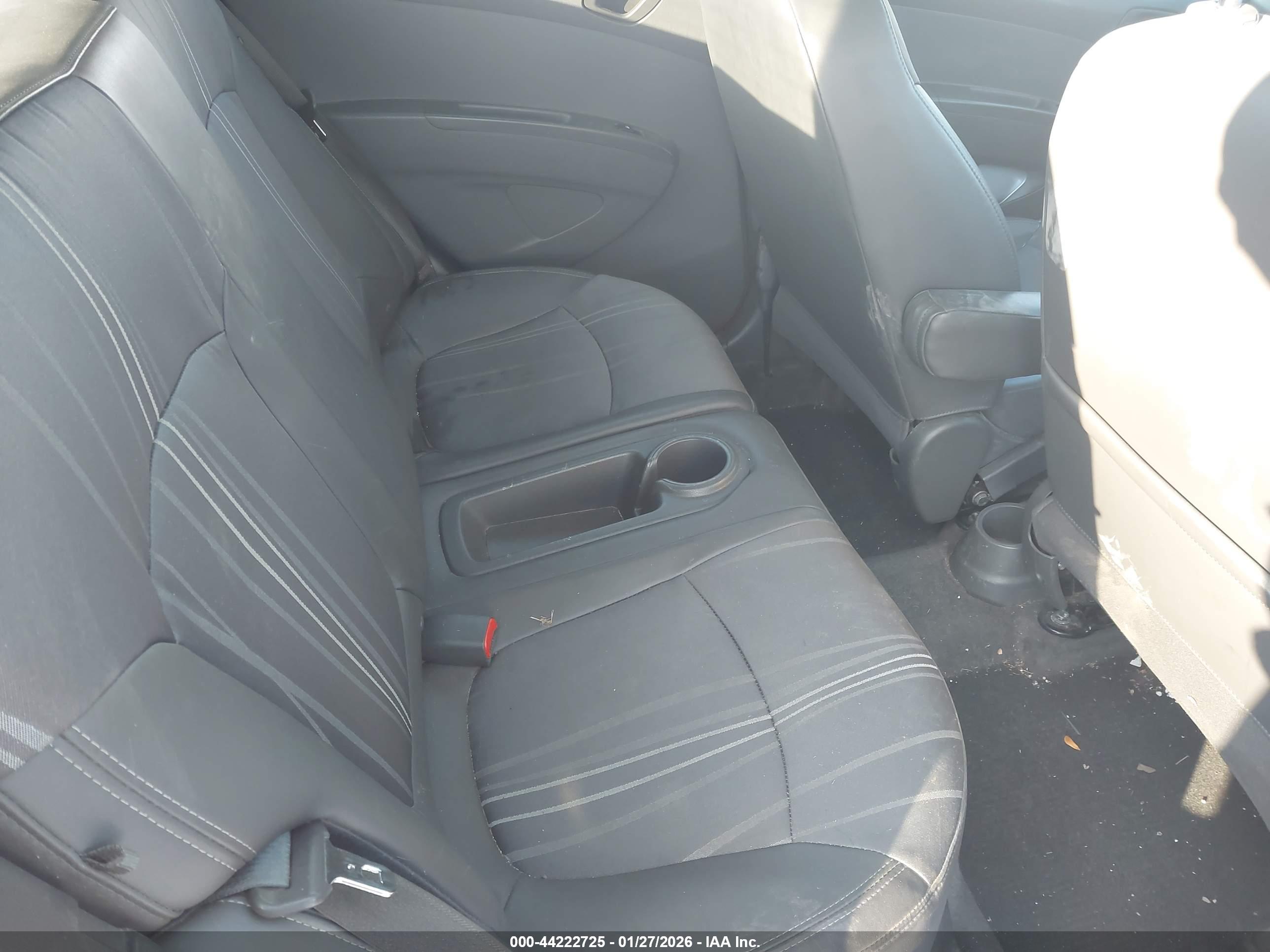 CHEVROLET SPARK image 8