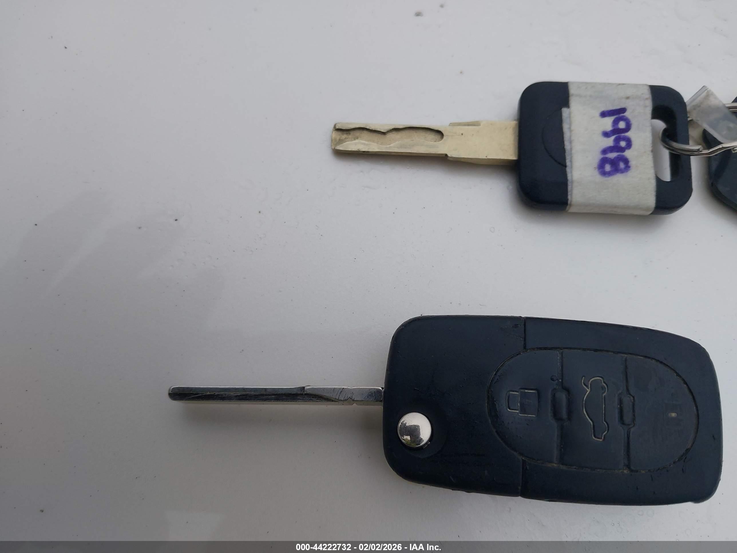 AUDI A4 image 11
