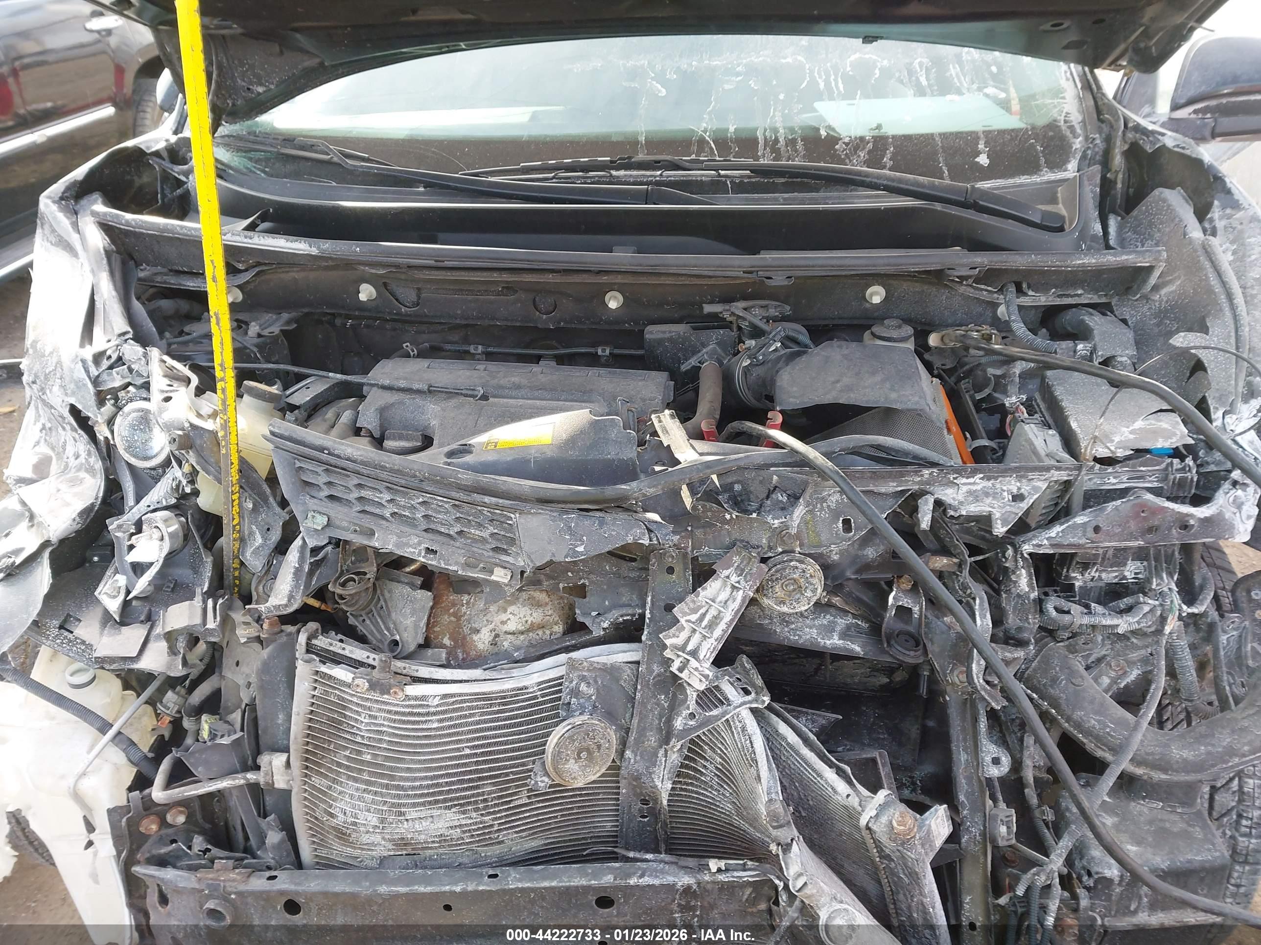 TOYOTA RAV4 image 10