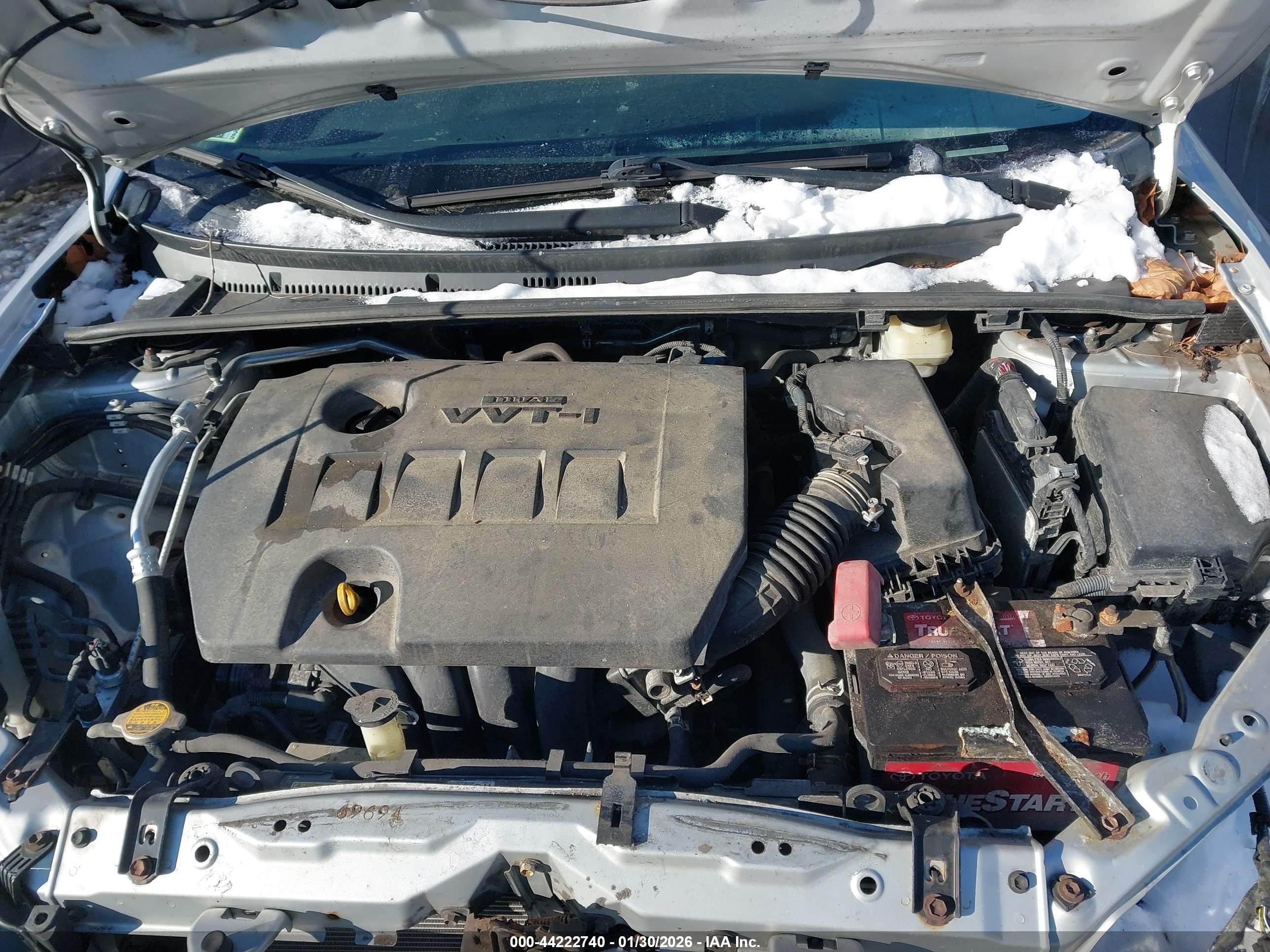 TOYOTA COROLLA image 10