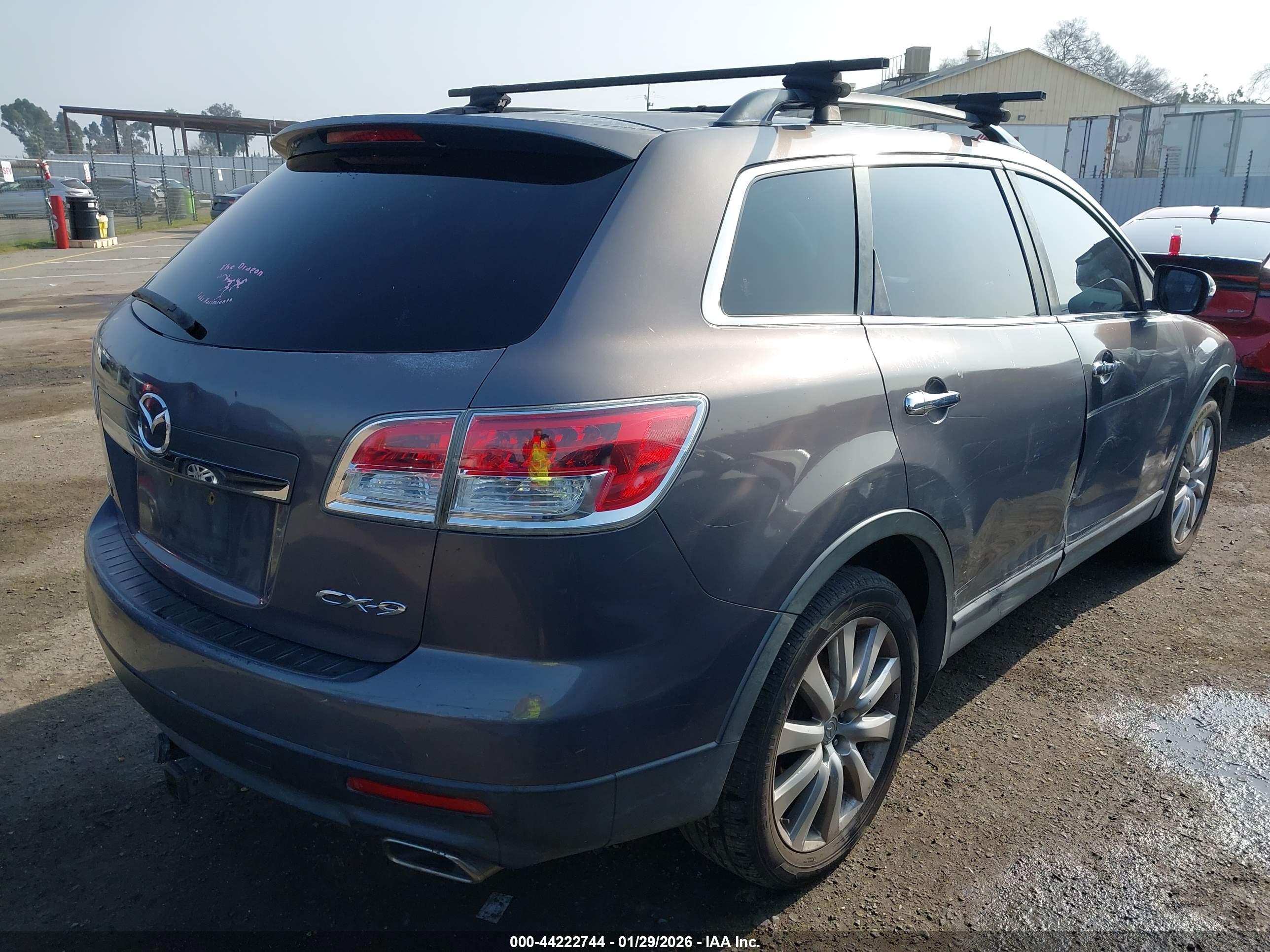 MAZDA CX-9 image 4