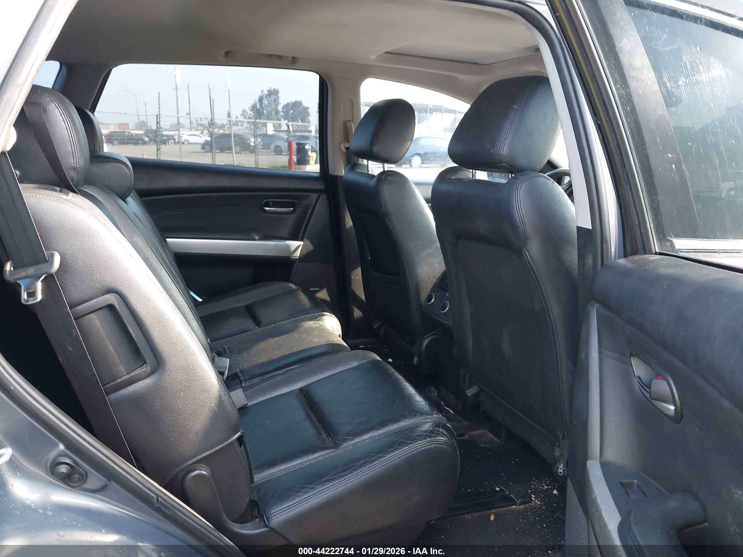 MAZDA CX-9 image 8