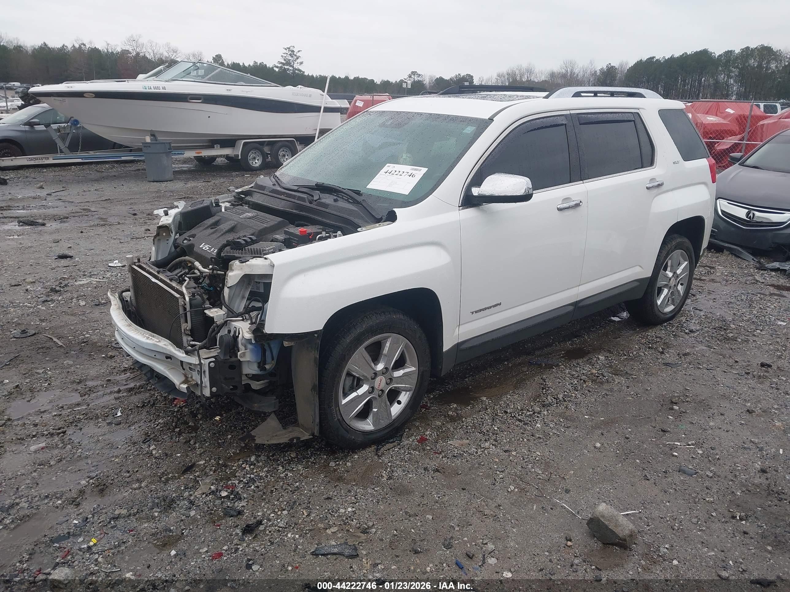 GMC TERRAIN image 2