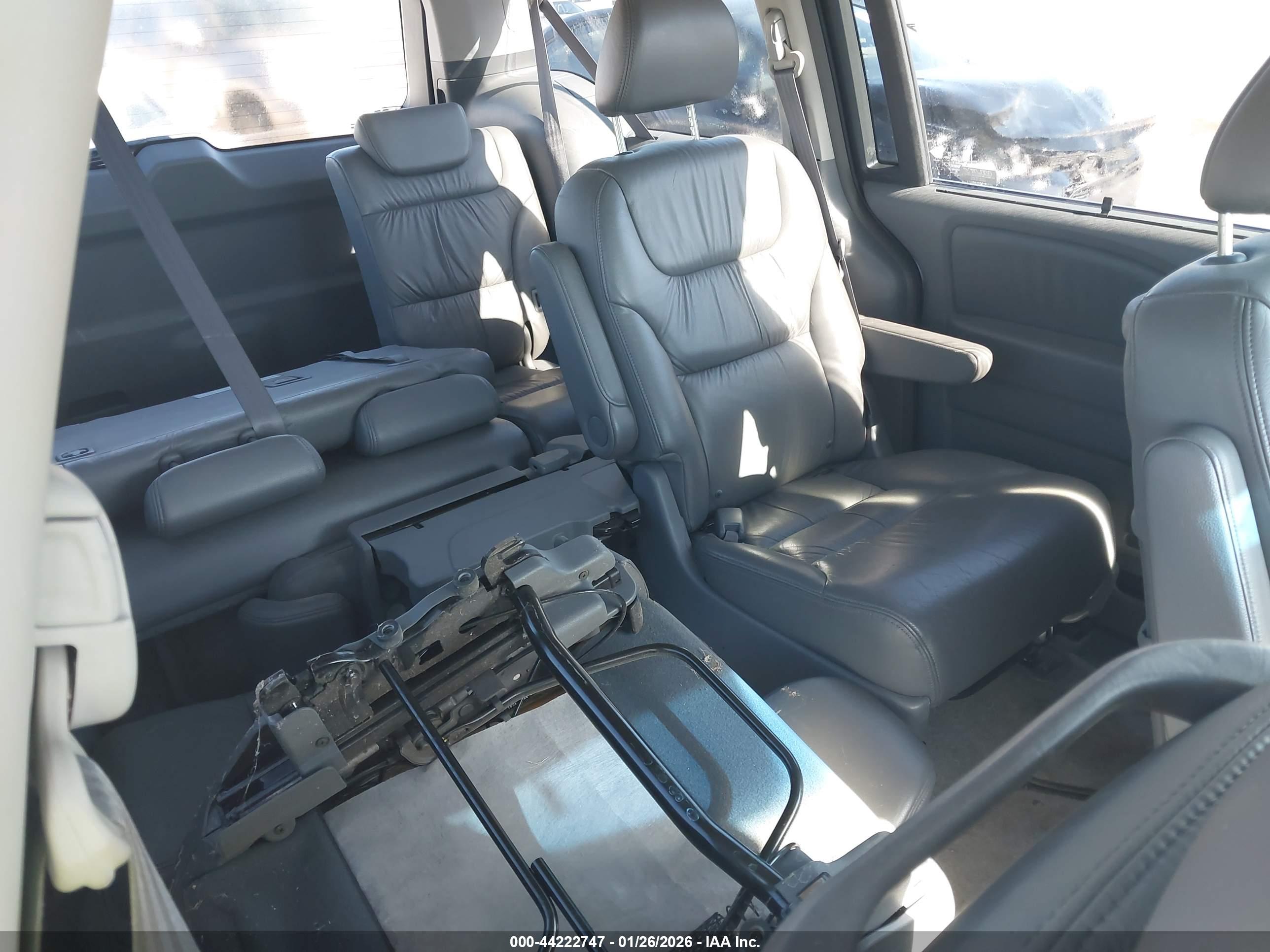 HONDA ODYSSEY image 8