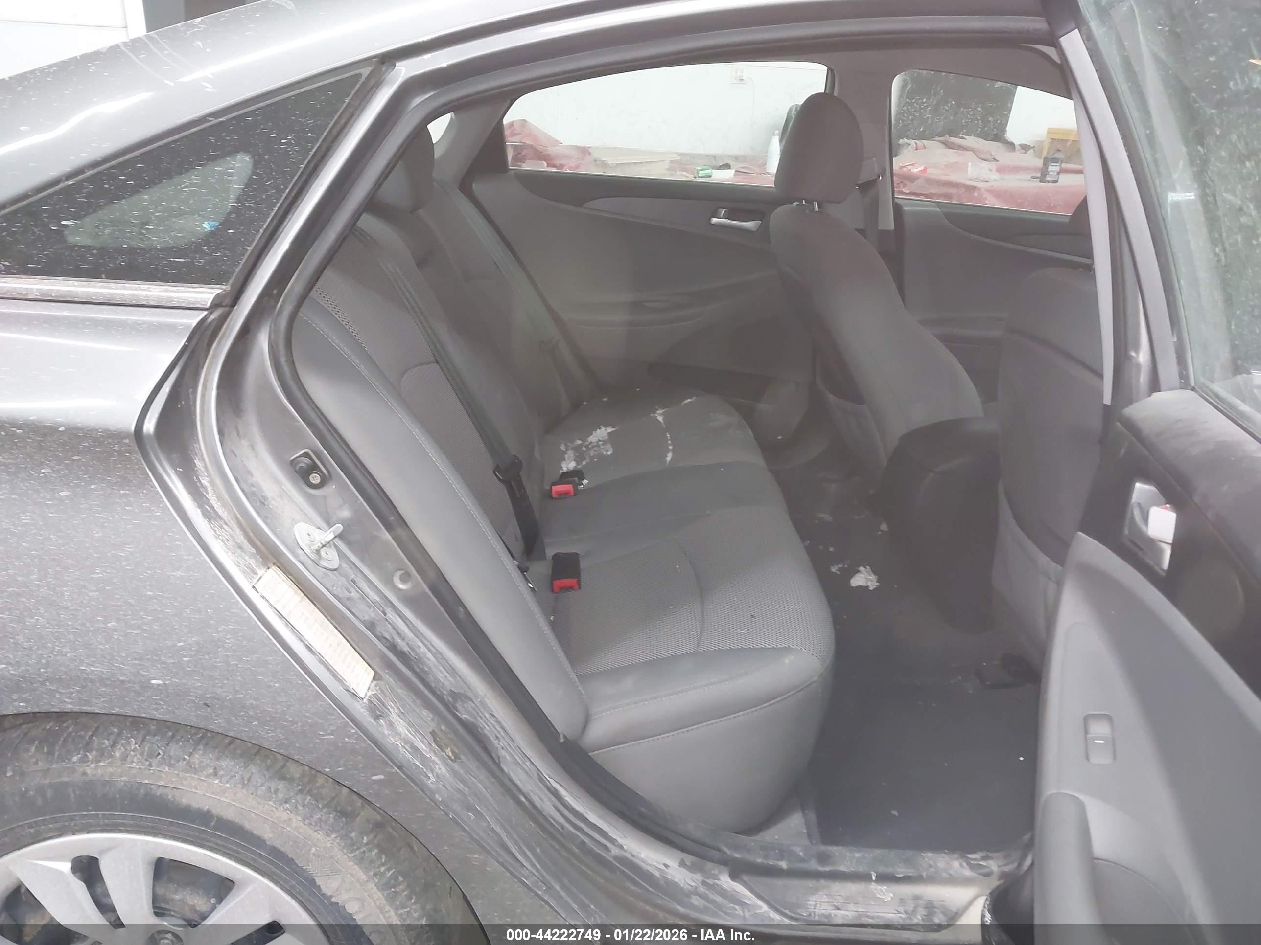 HYUNDAI SONATA image 8