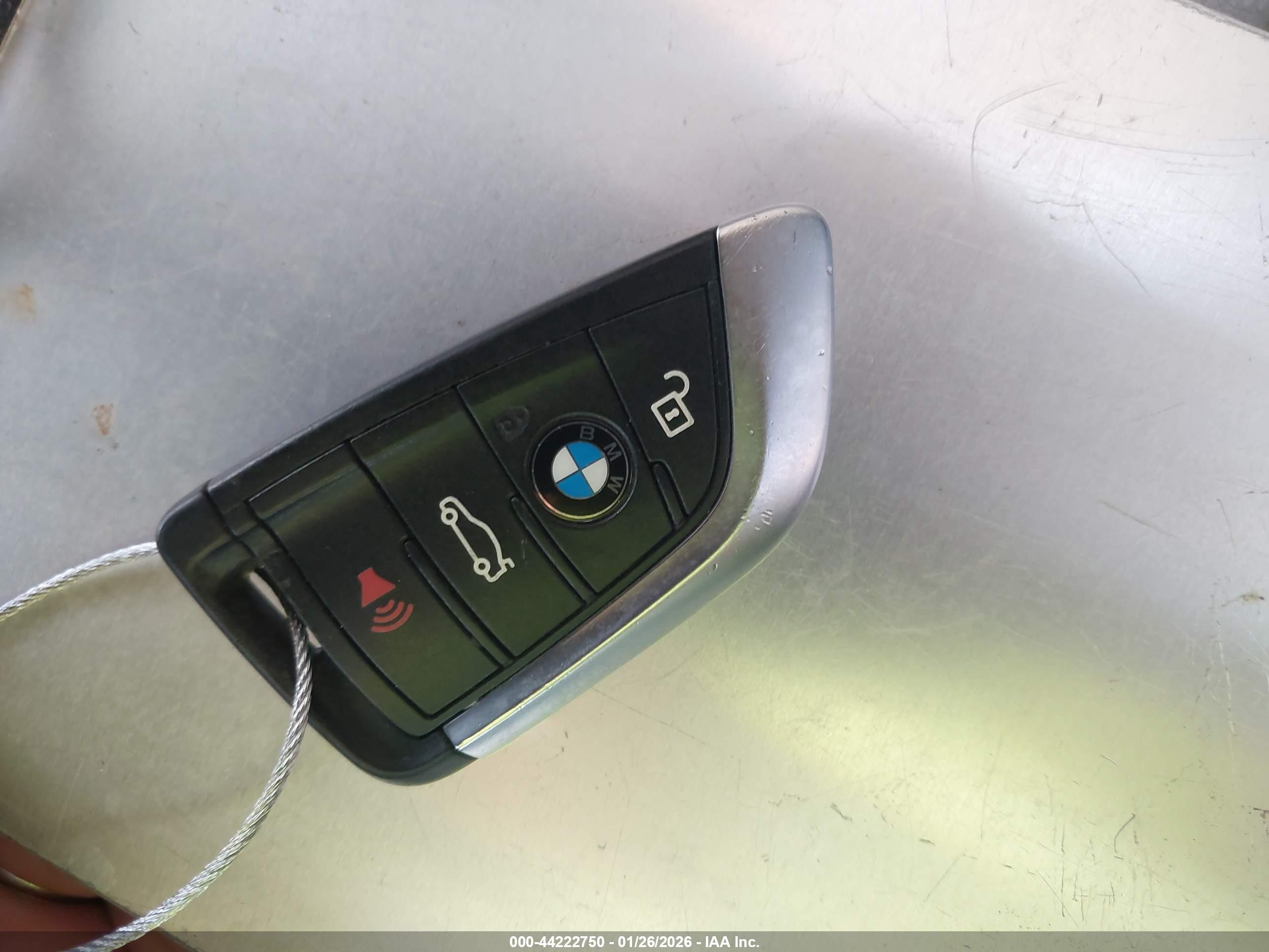 BMW X1 image 11