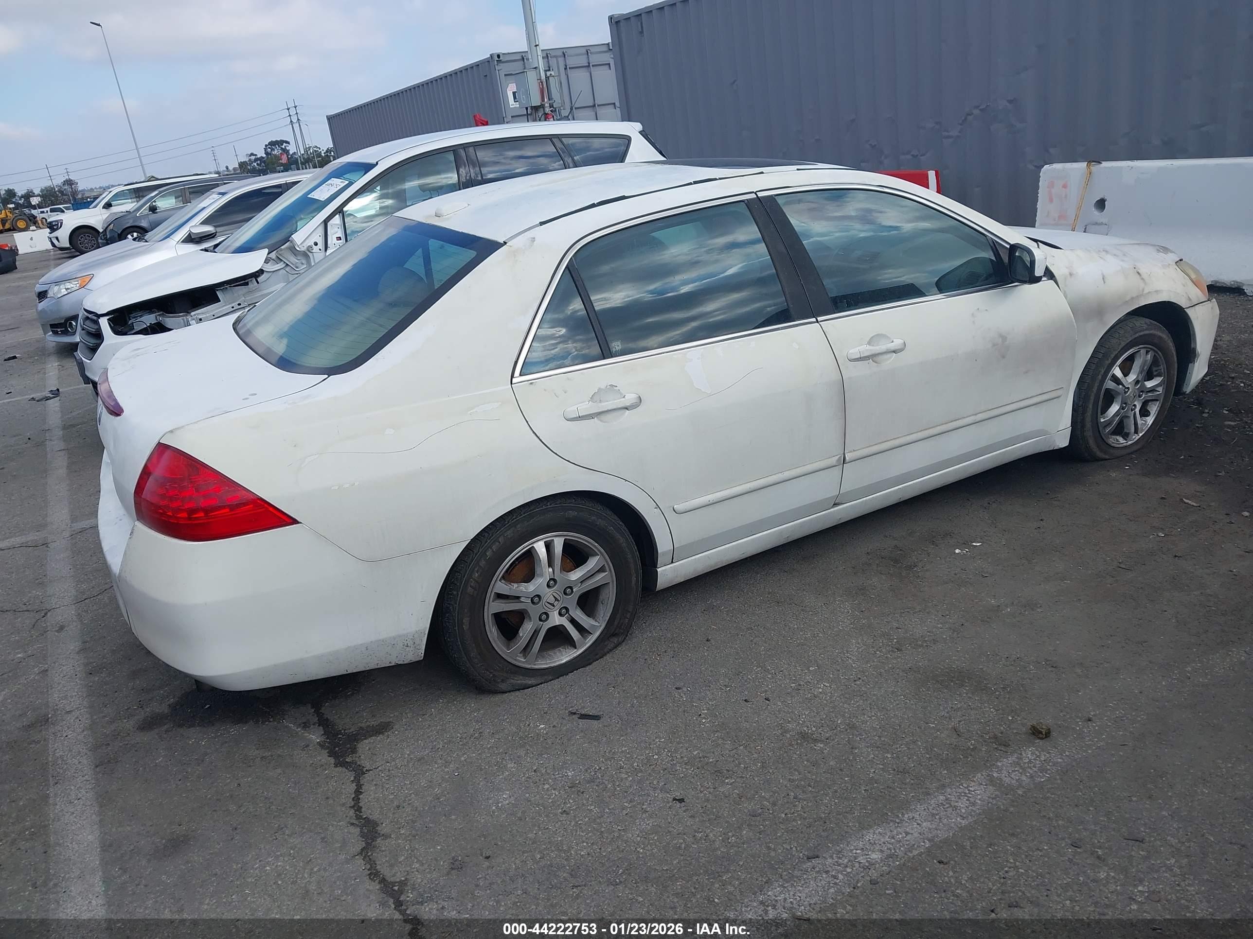 HONDA ACCORD image 4