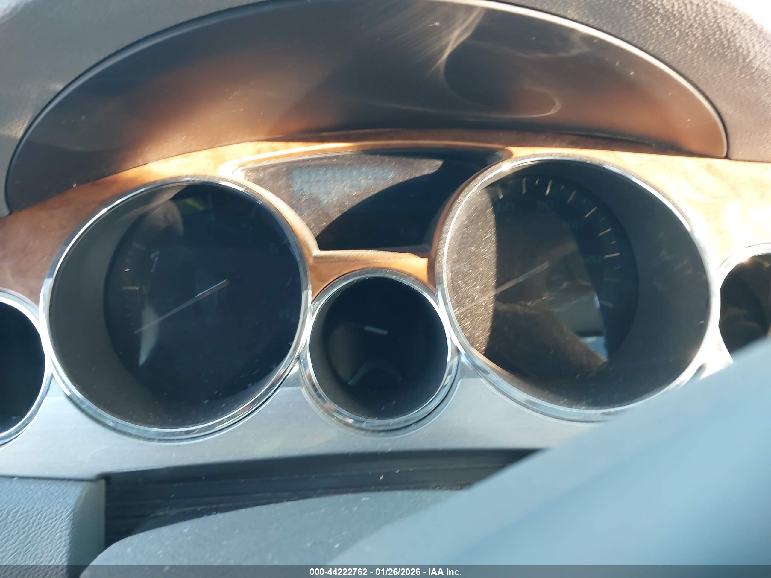 BUICK ENCLAVE image 7