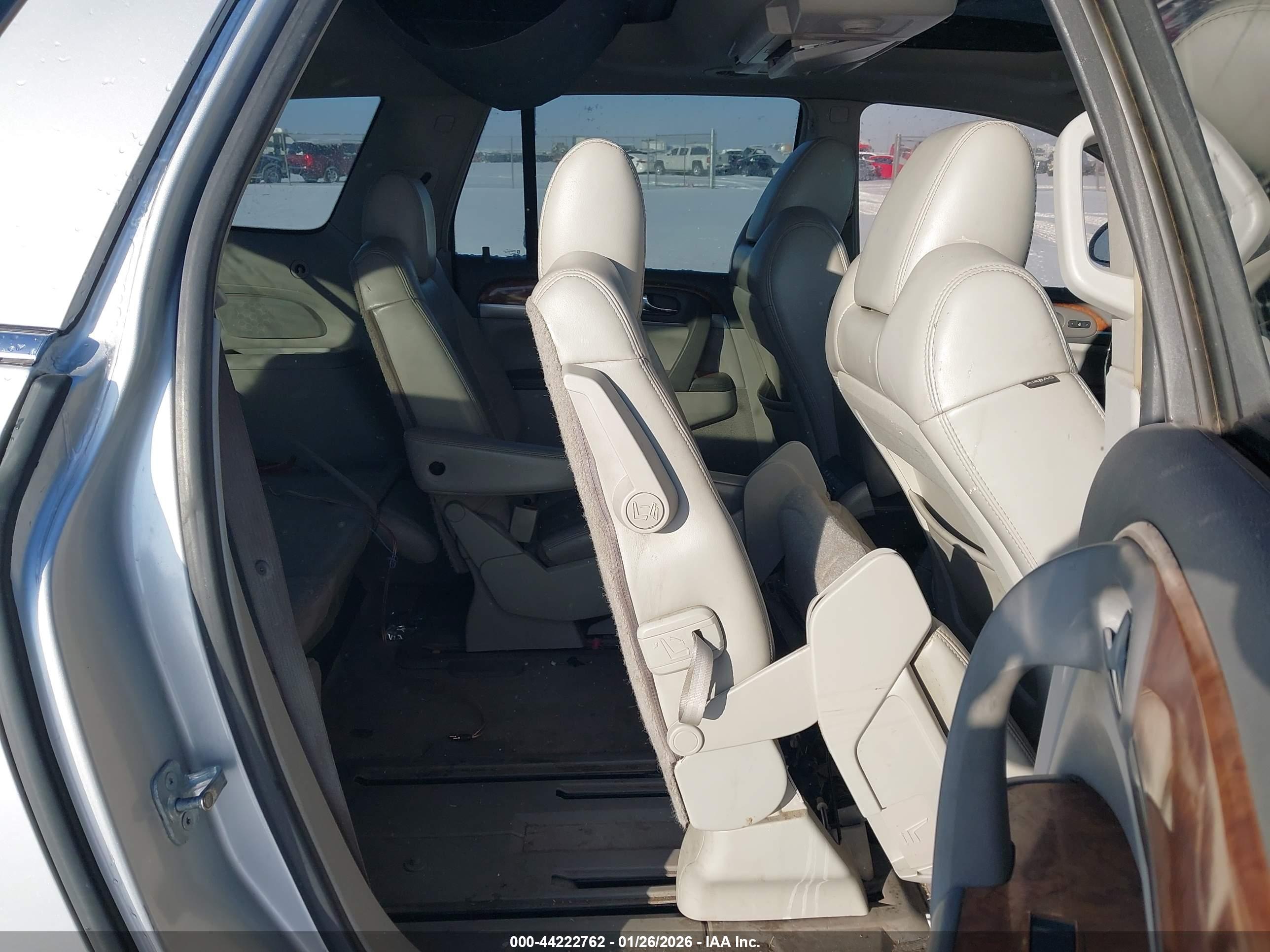 BUICK ENCLAVE image 8