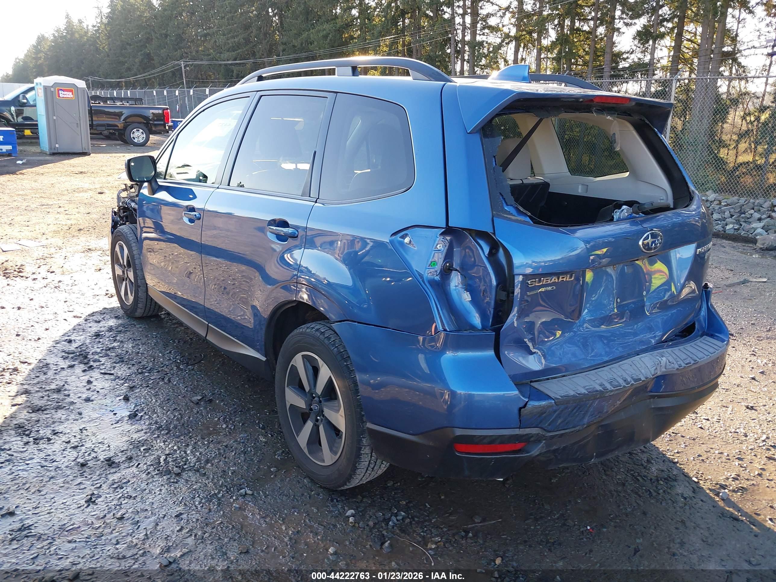 SUBARU FORESTER image 3