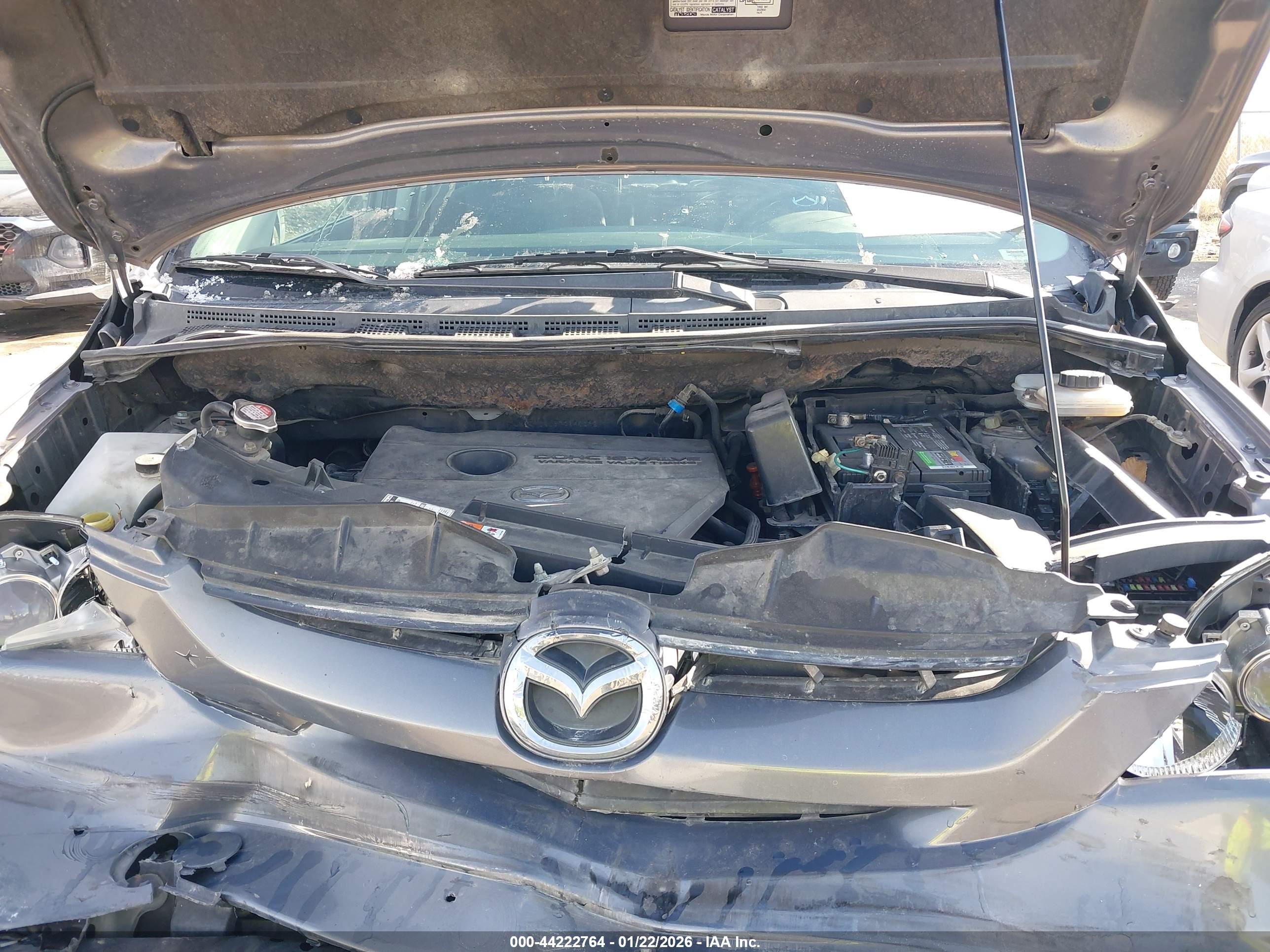 MAZDA MAZDA5 image 10