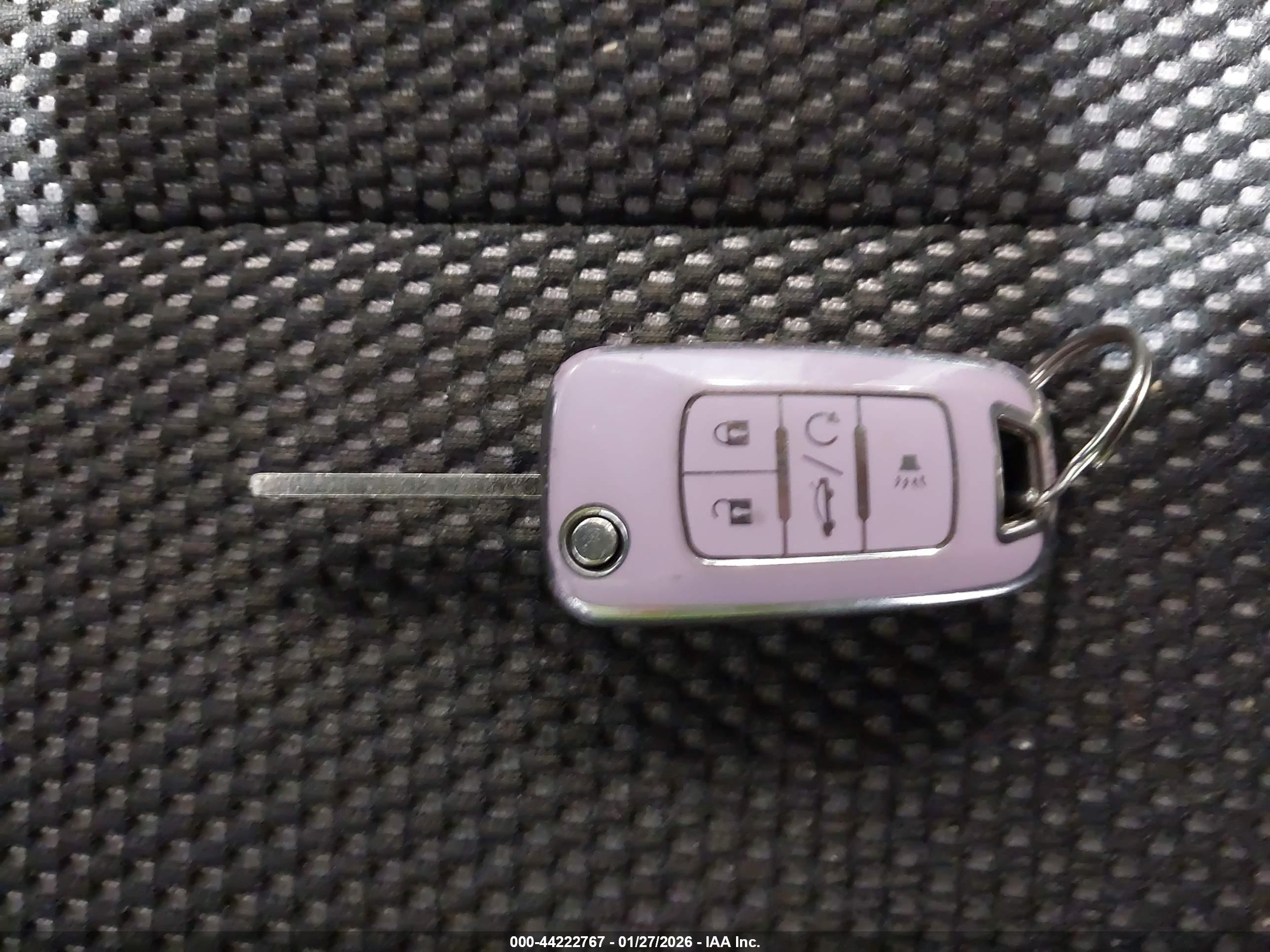 CHEVROLET EQUINOX image 11