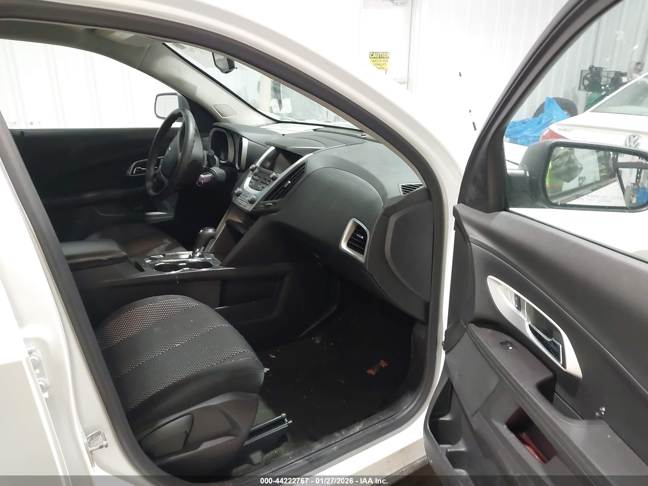 CHEVROLET EQUINOX image 5