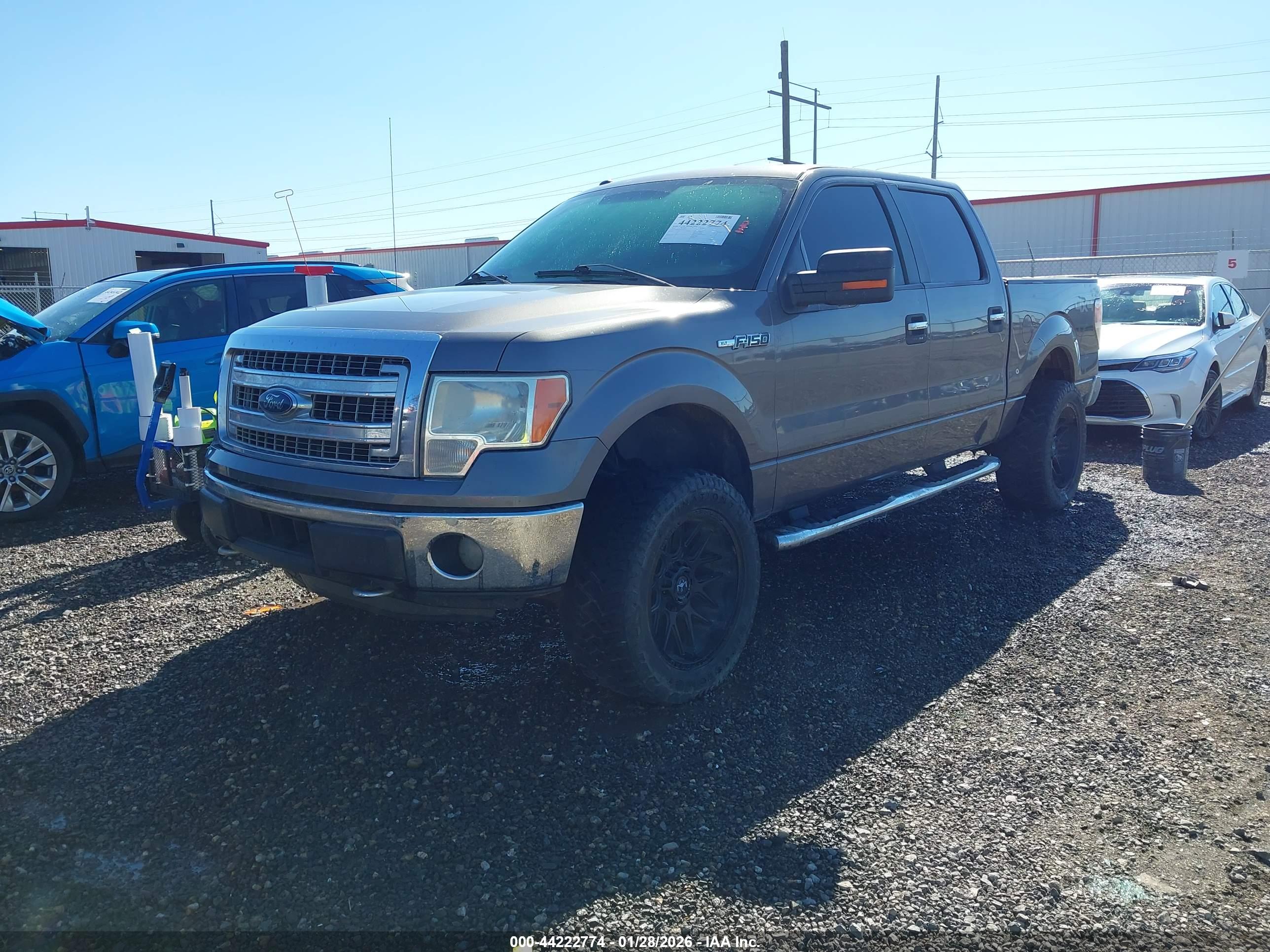 FORD F-150 image 2