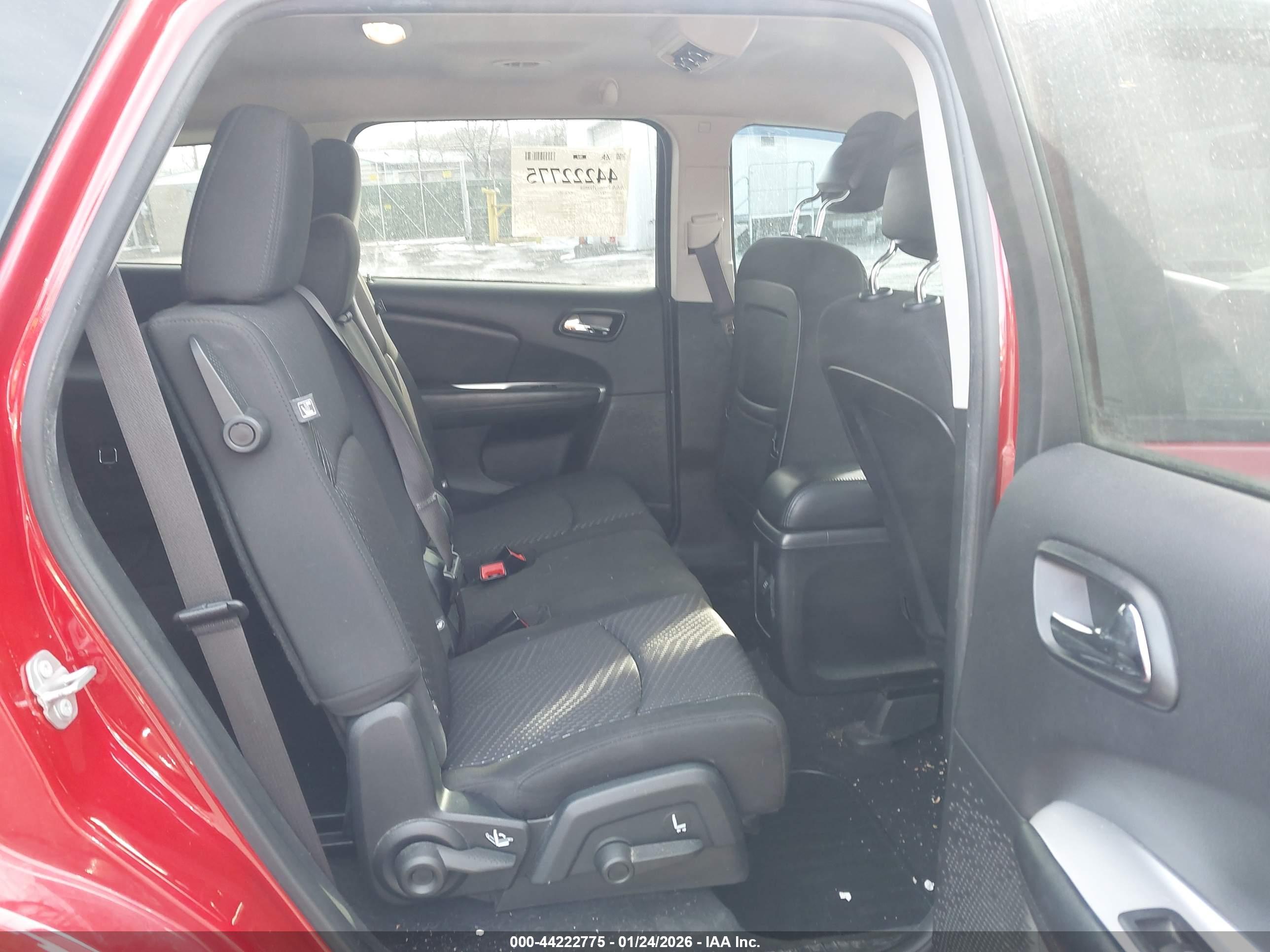 DODGE JOURNEY image 8