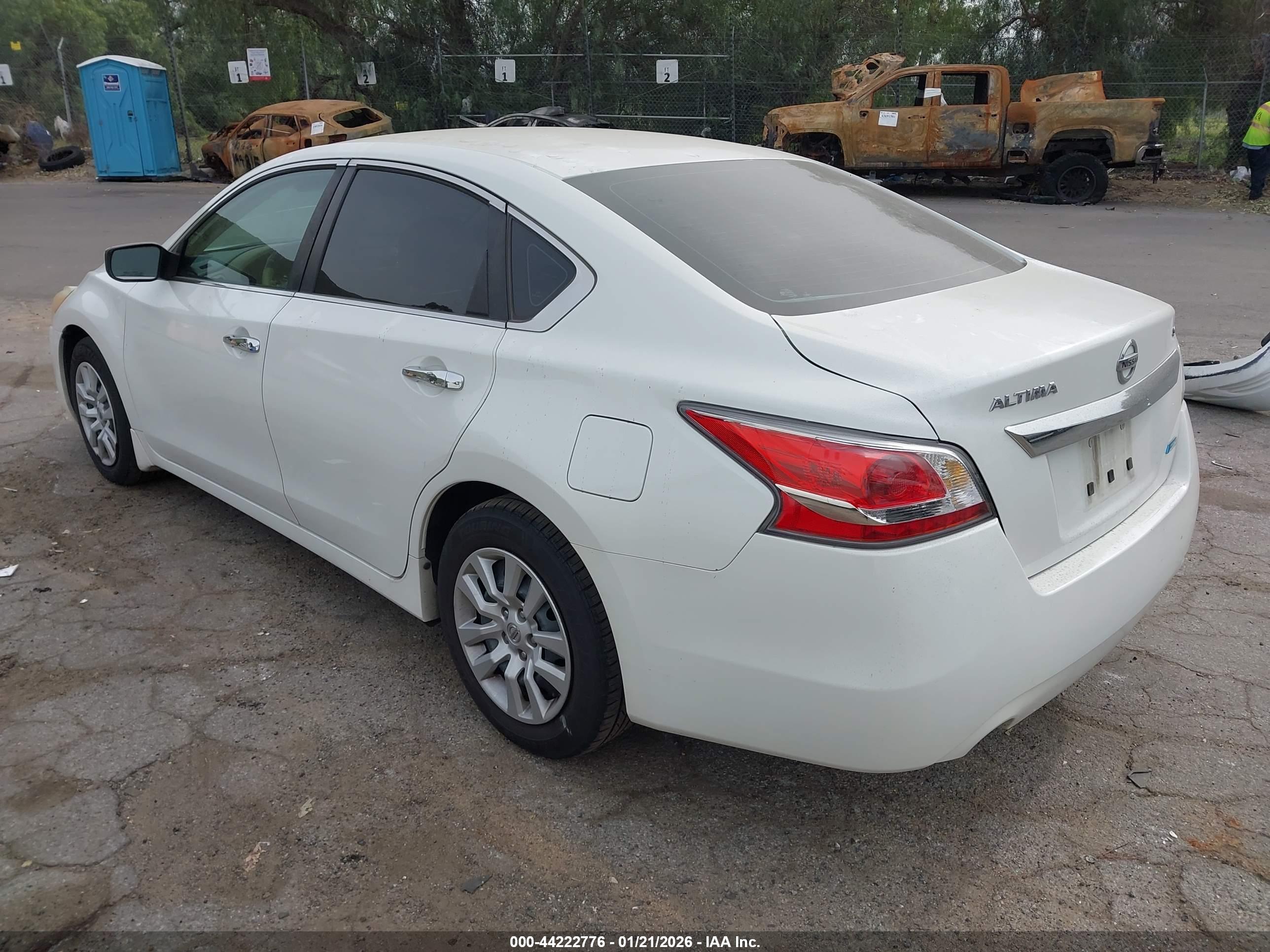 NISSAN ALTIMA image 3