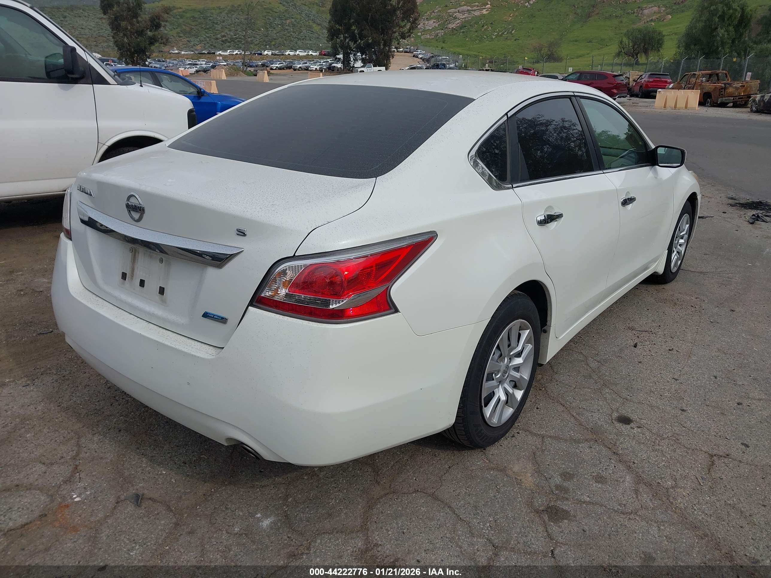 NISSAN ALTIMA image 4
