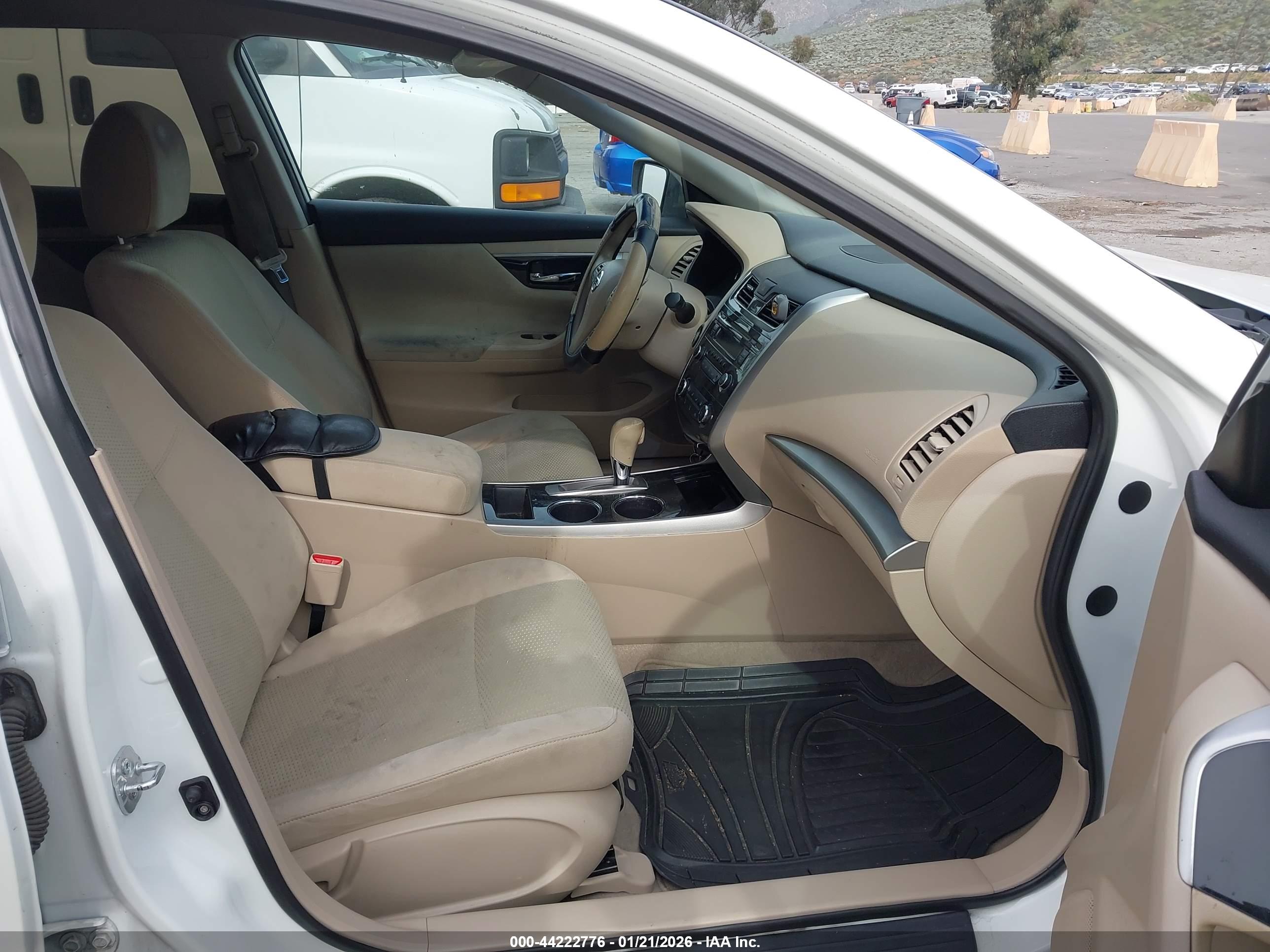 NISSAN ALTIMA image 5