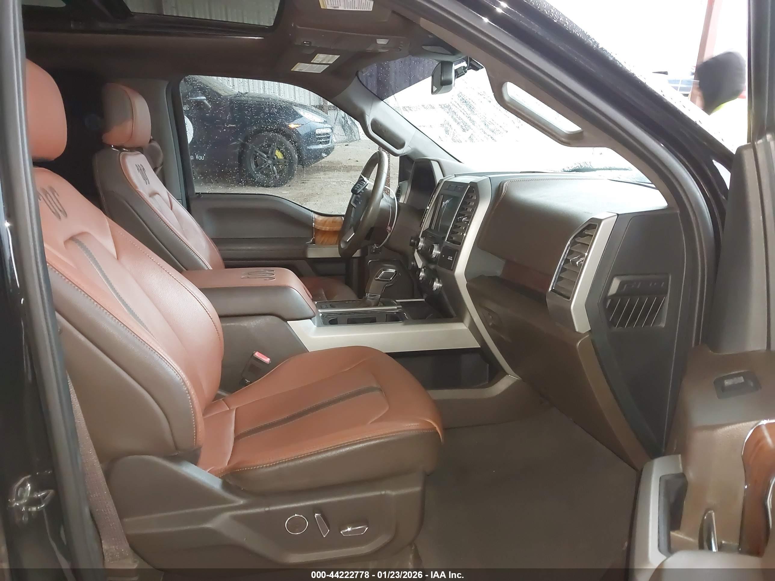FORD F-150 image 5