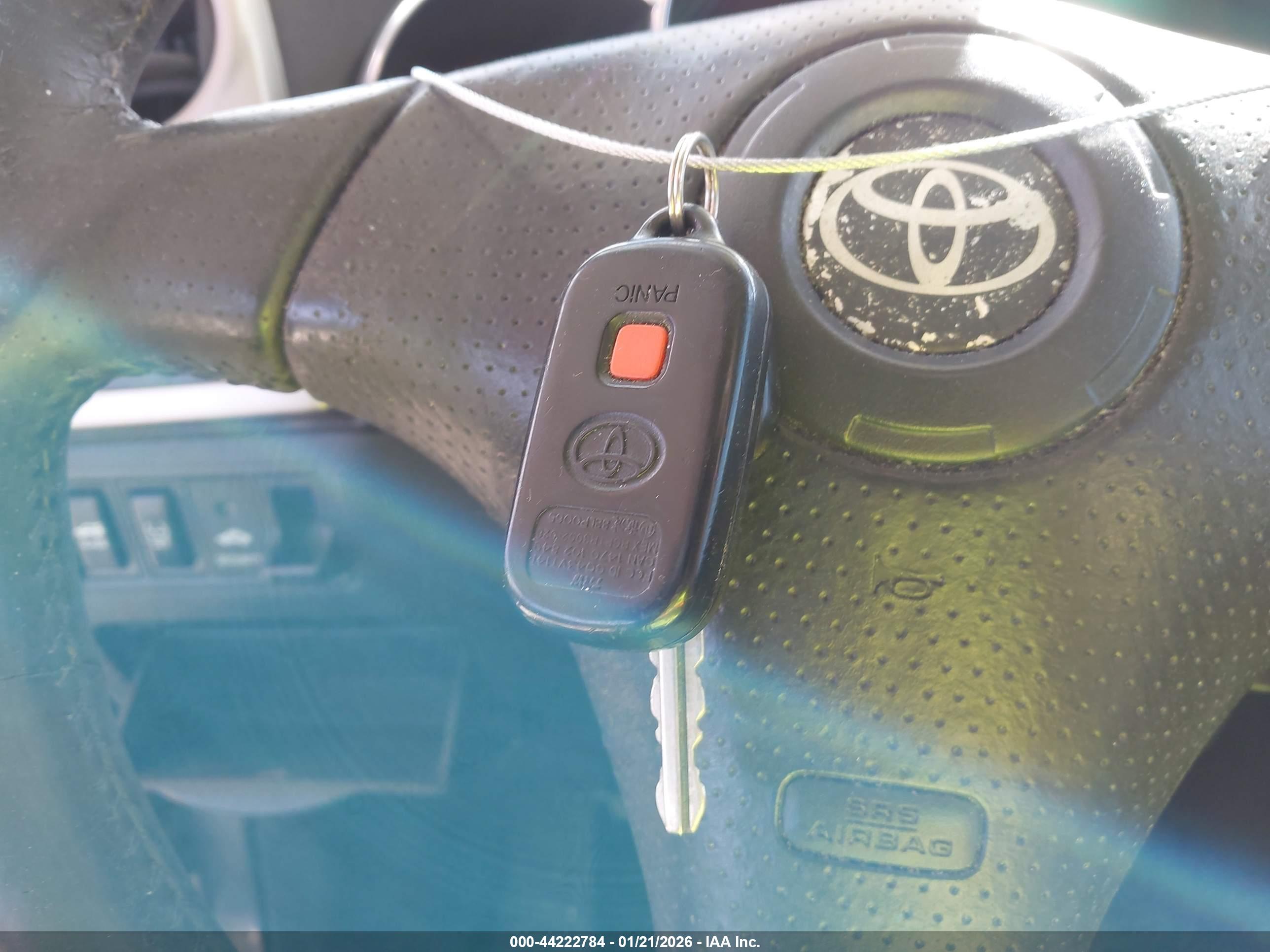 TOYOTA MATRIX image 11