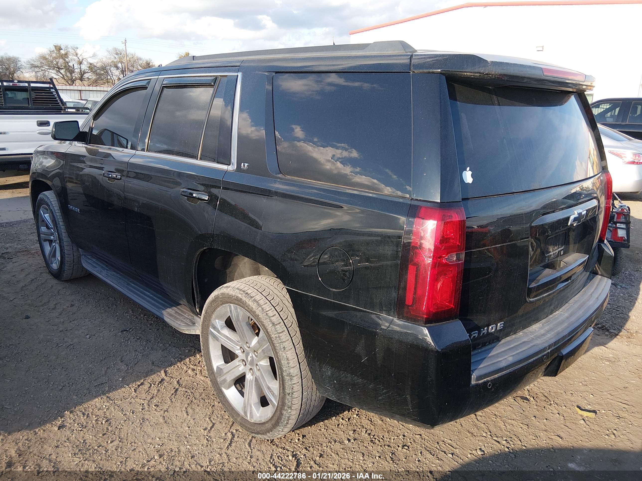 CHEVROLET TAHOE image 3