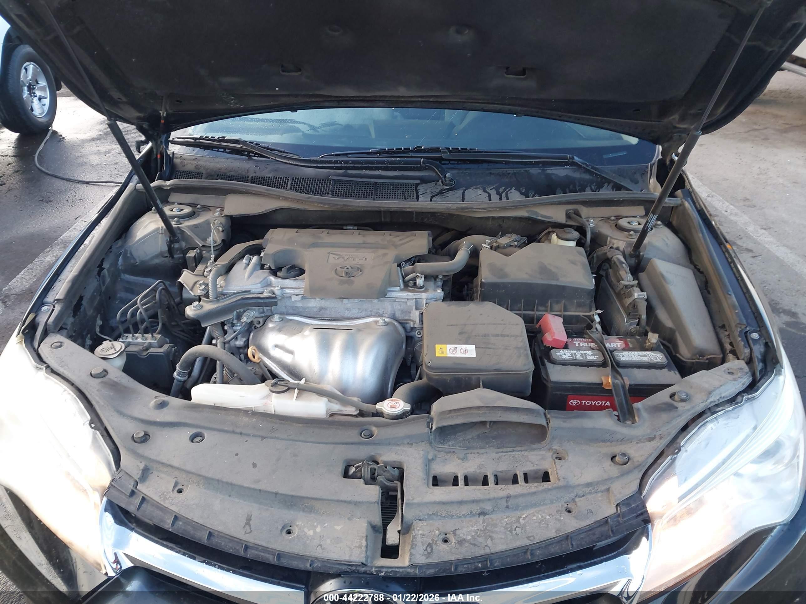 TOYOTA CAMRY image 10