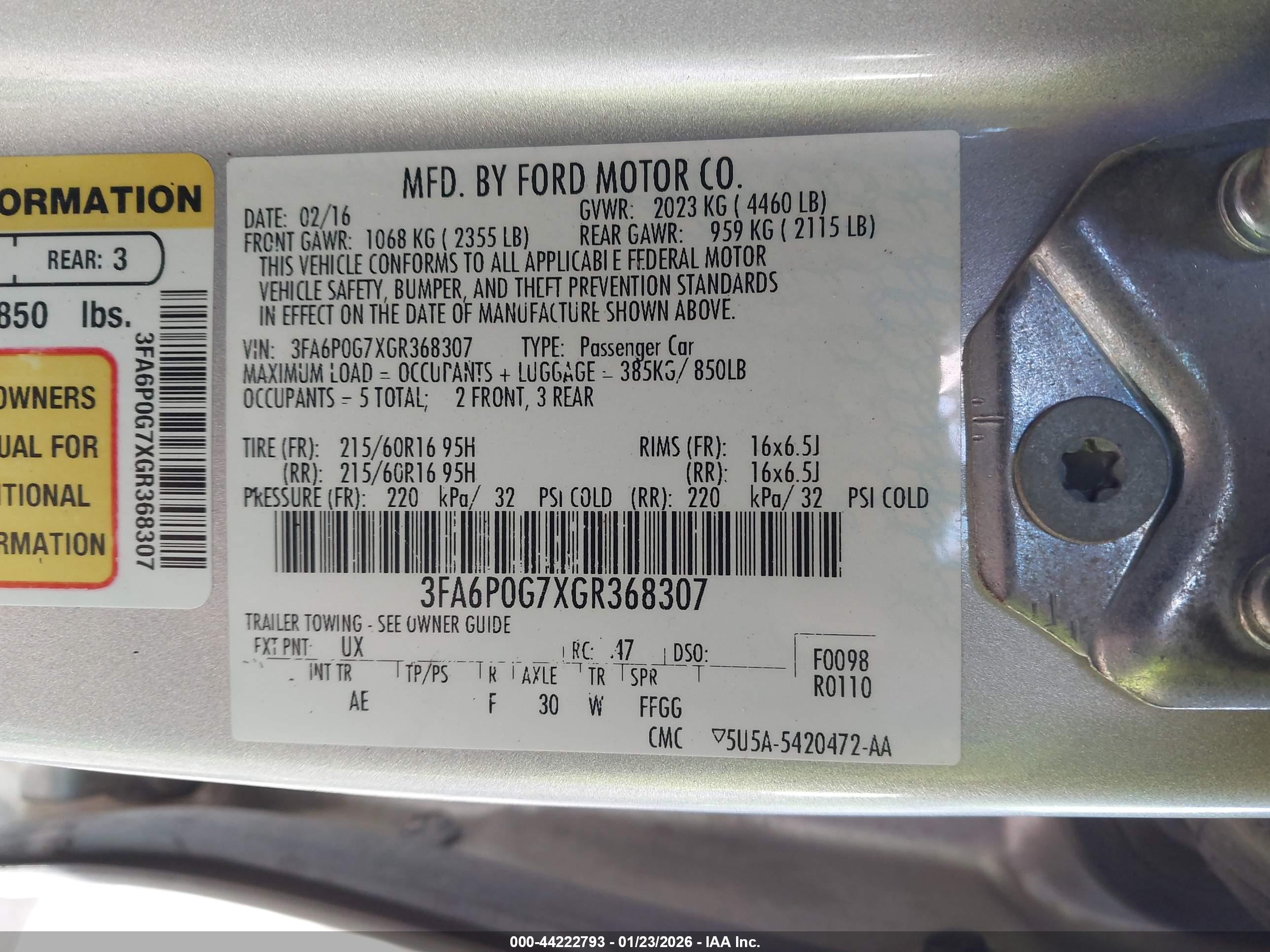 FORD FUSION image 9