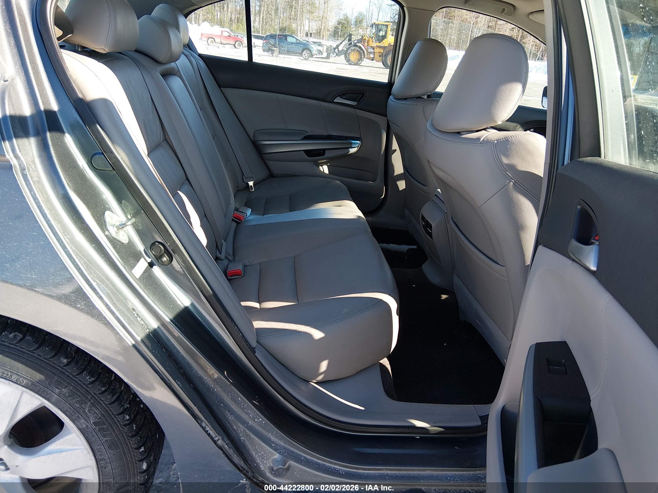 HONDA ACCORD image 8