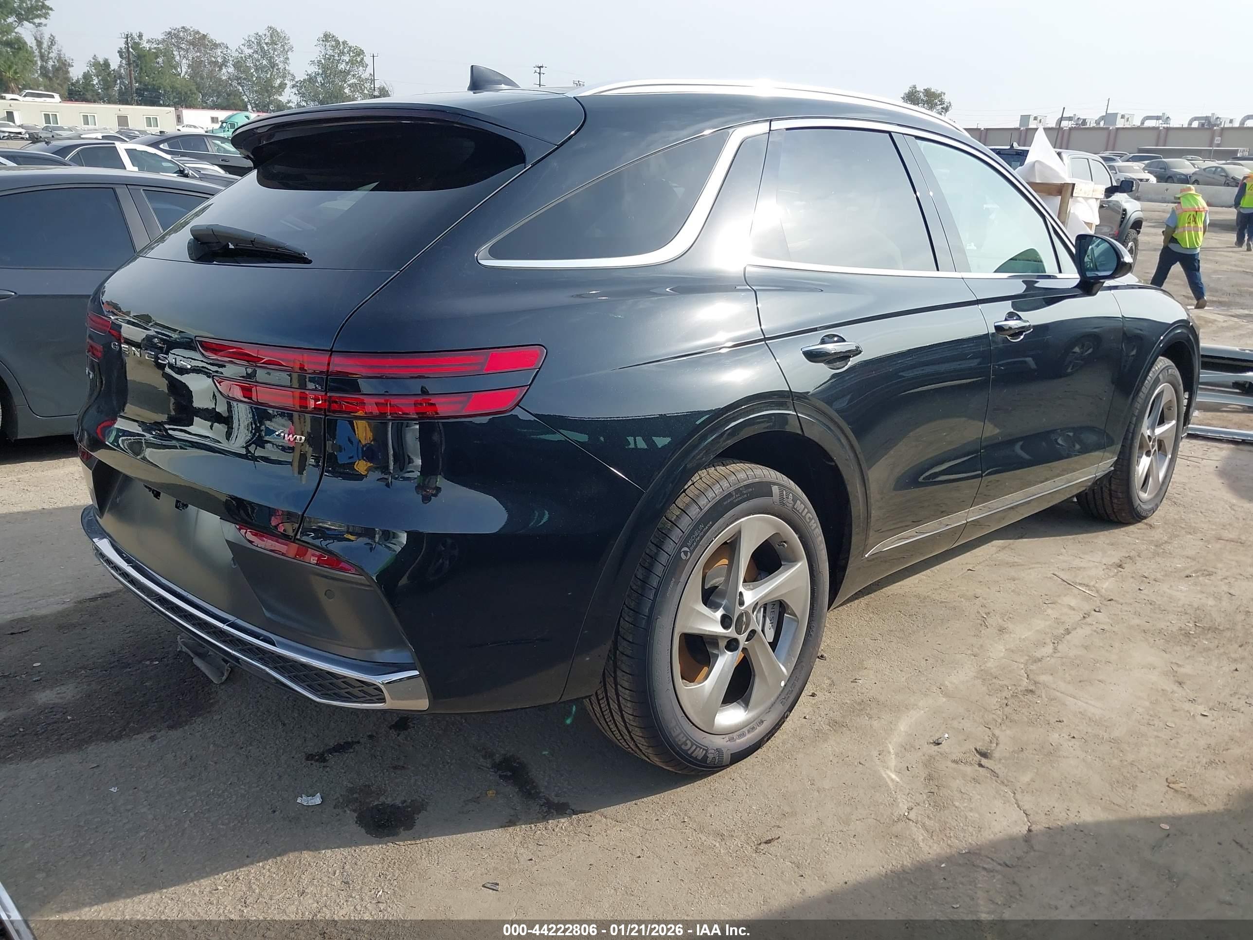 GENESIS GV70 image 4