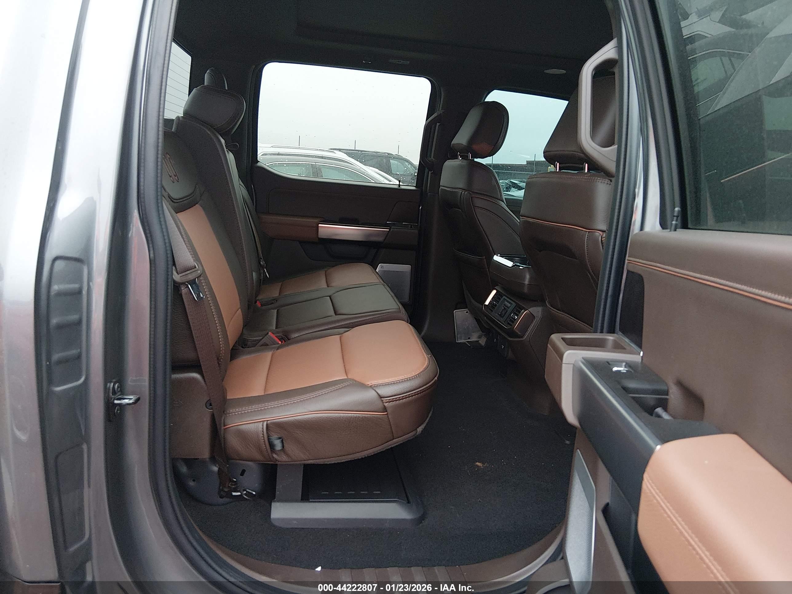 FORD F-150 image 8