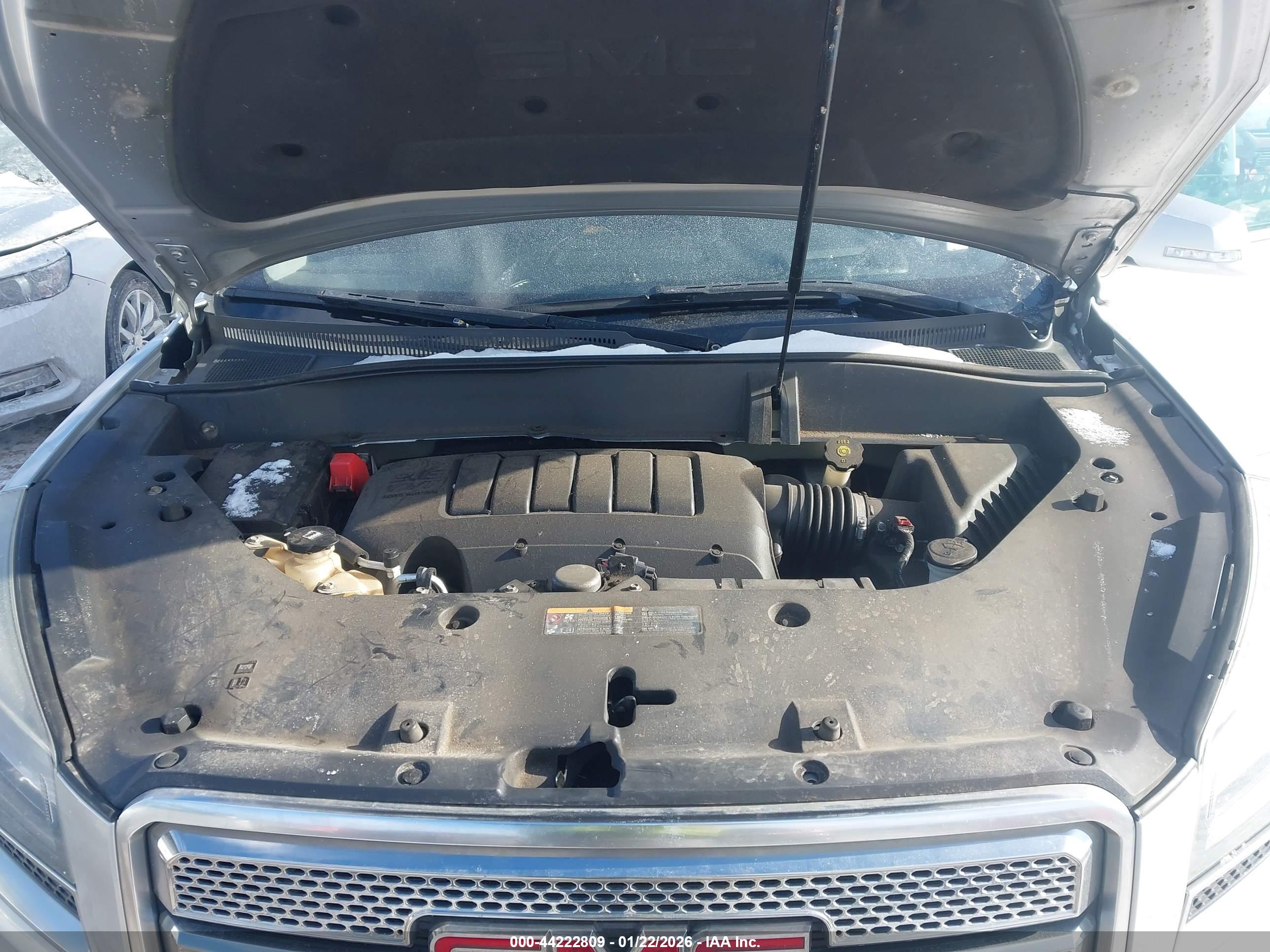 GMC ACADIA image 10
