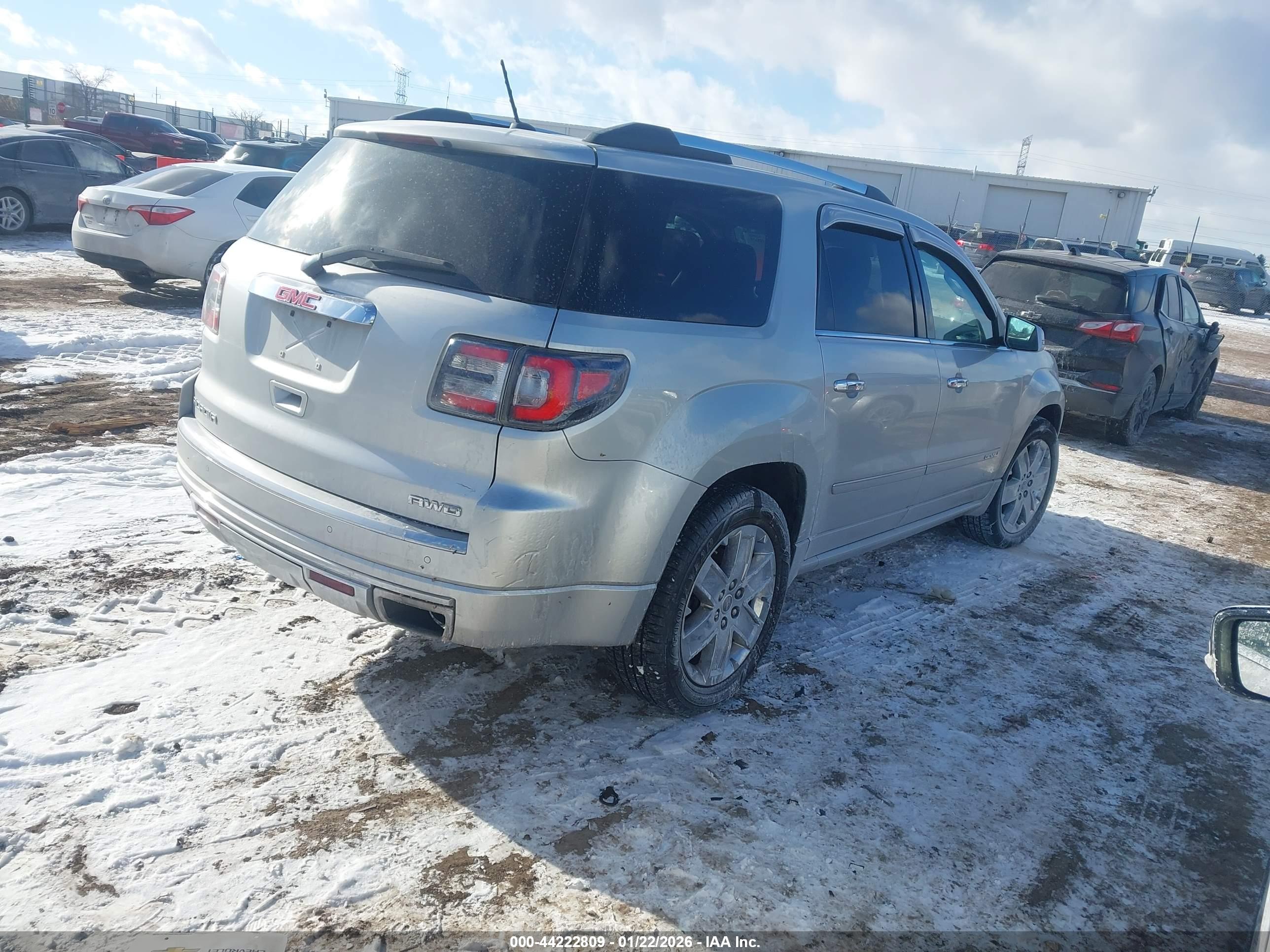 GMC ACADIA image 4