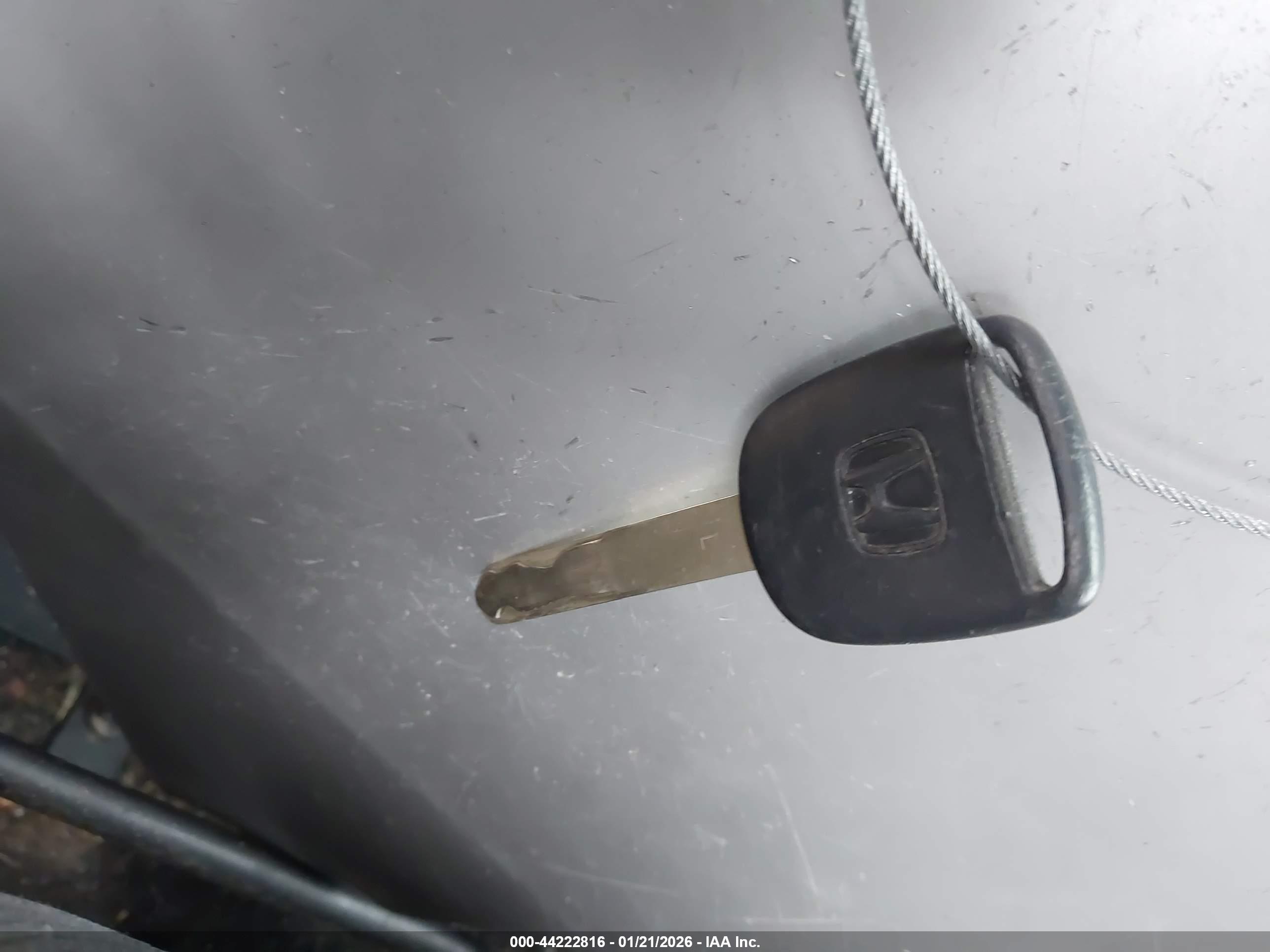 HONDA FIT image 11