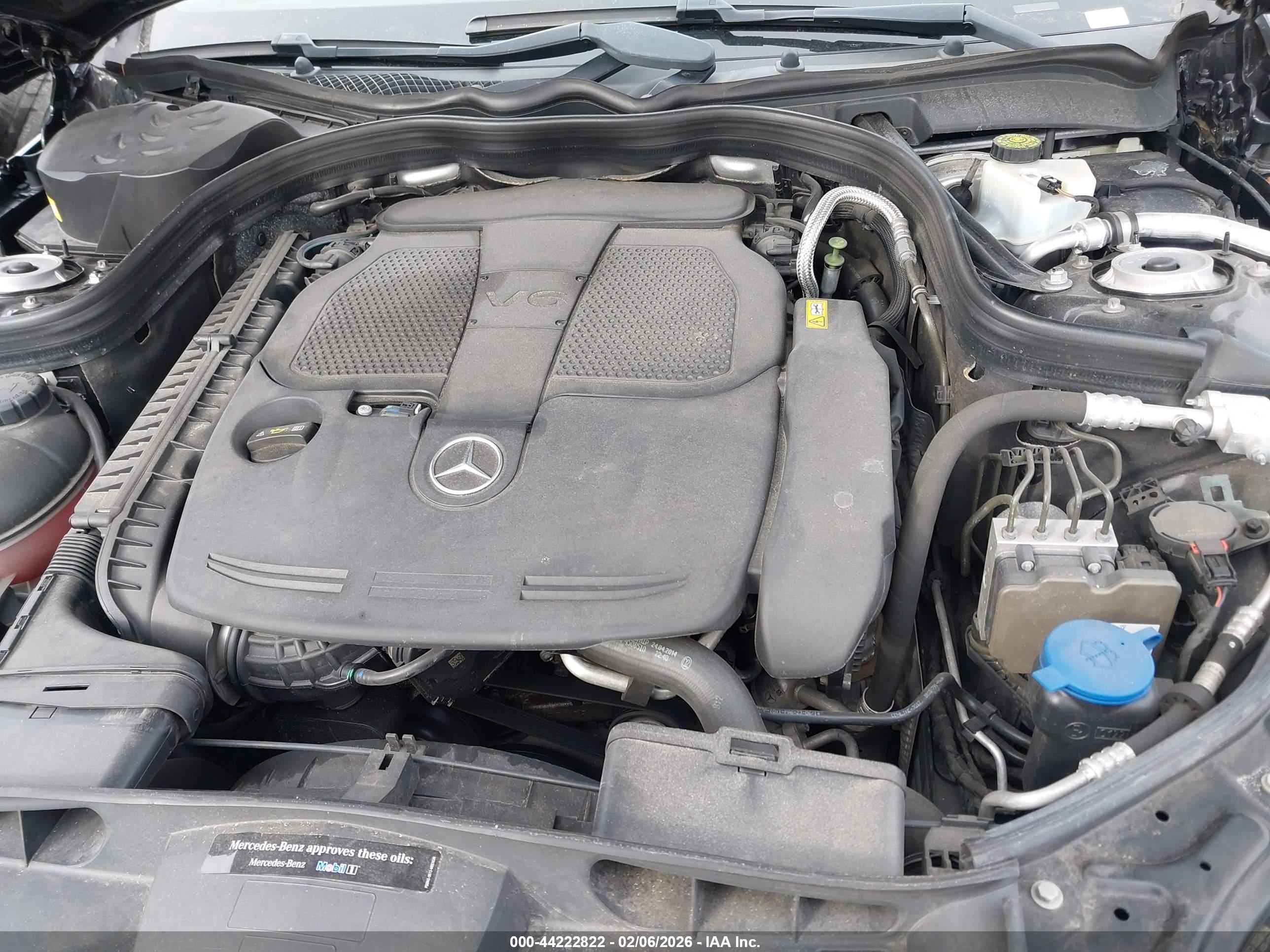 MERCEDES-BENZ E image 10
