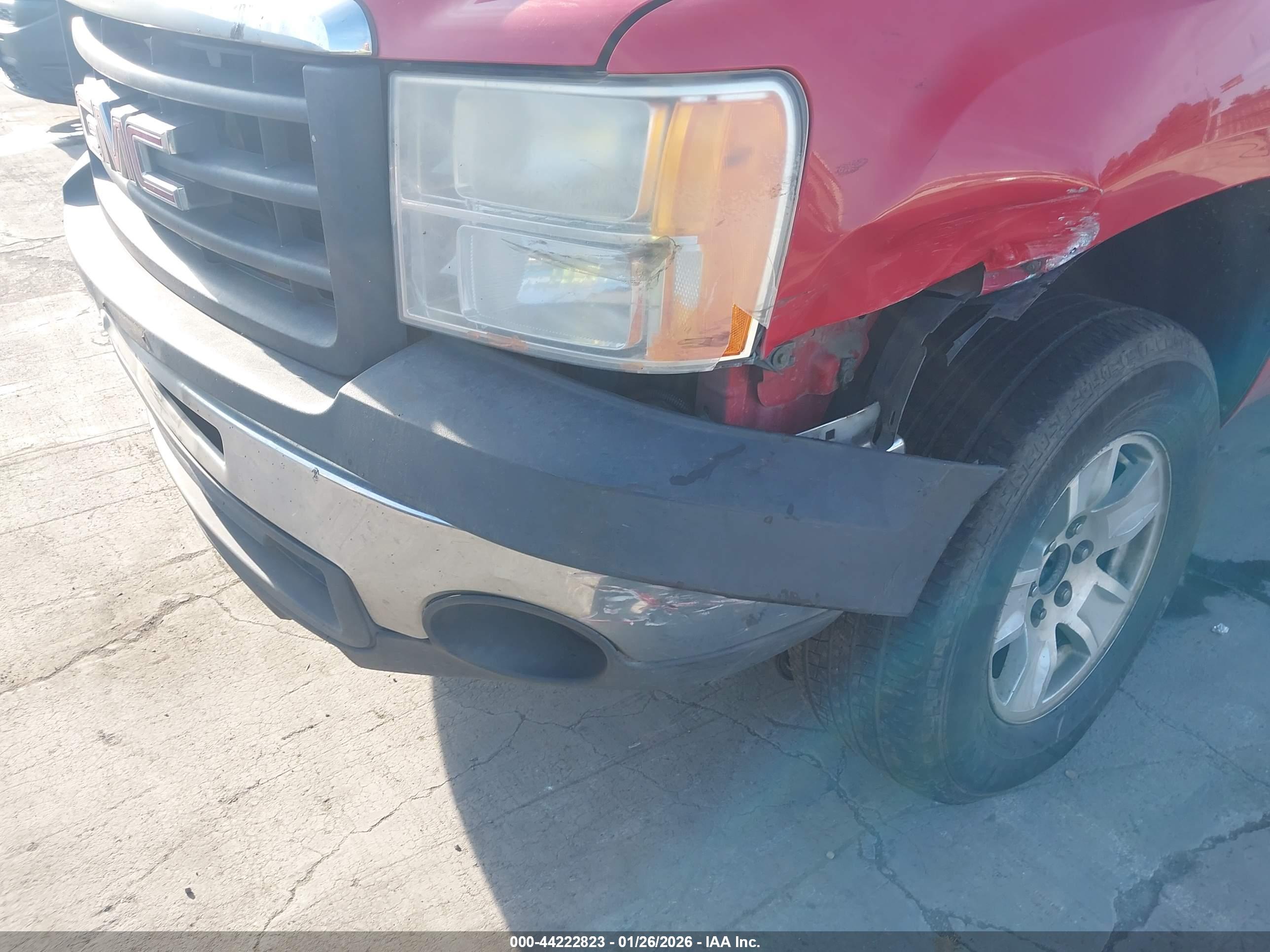 GMC SIERRA image 6