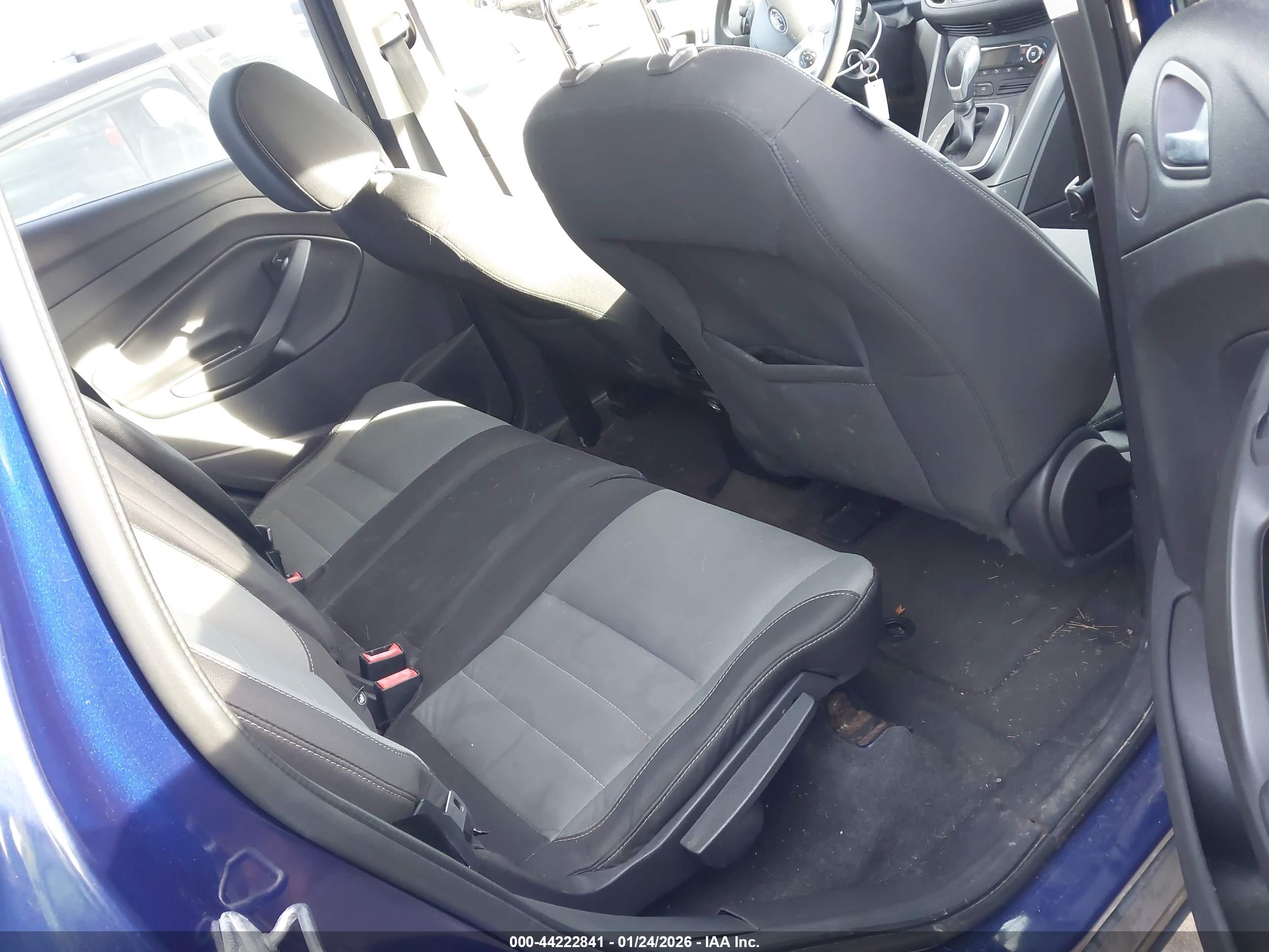 FORD ESCAPE image 8