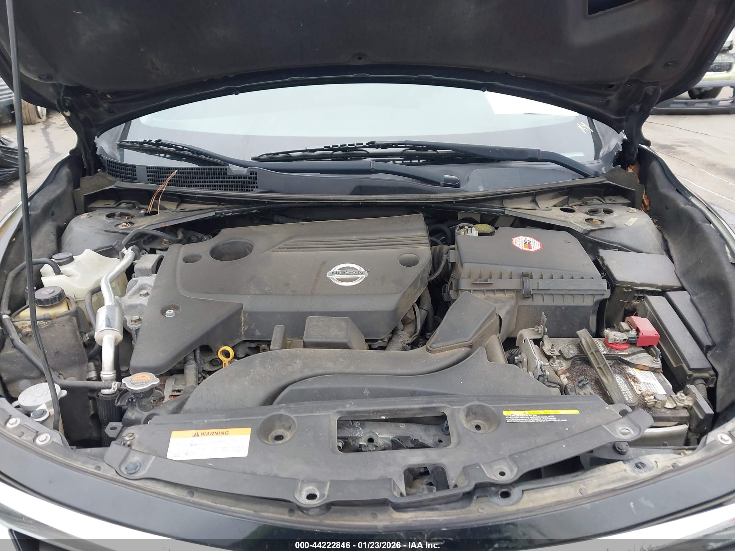 NISSAN ALTIMA image 10
