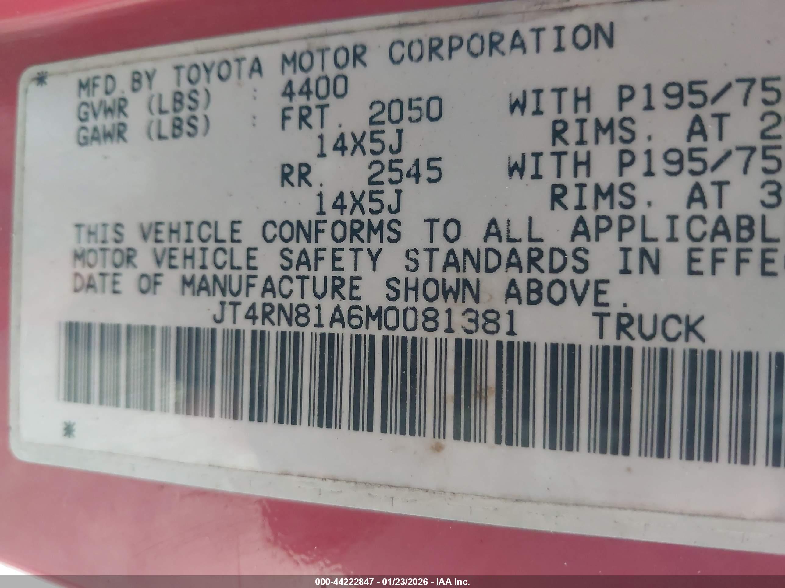 TOYOTA PICKUP image 9