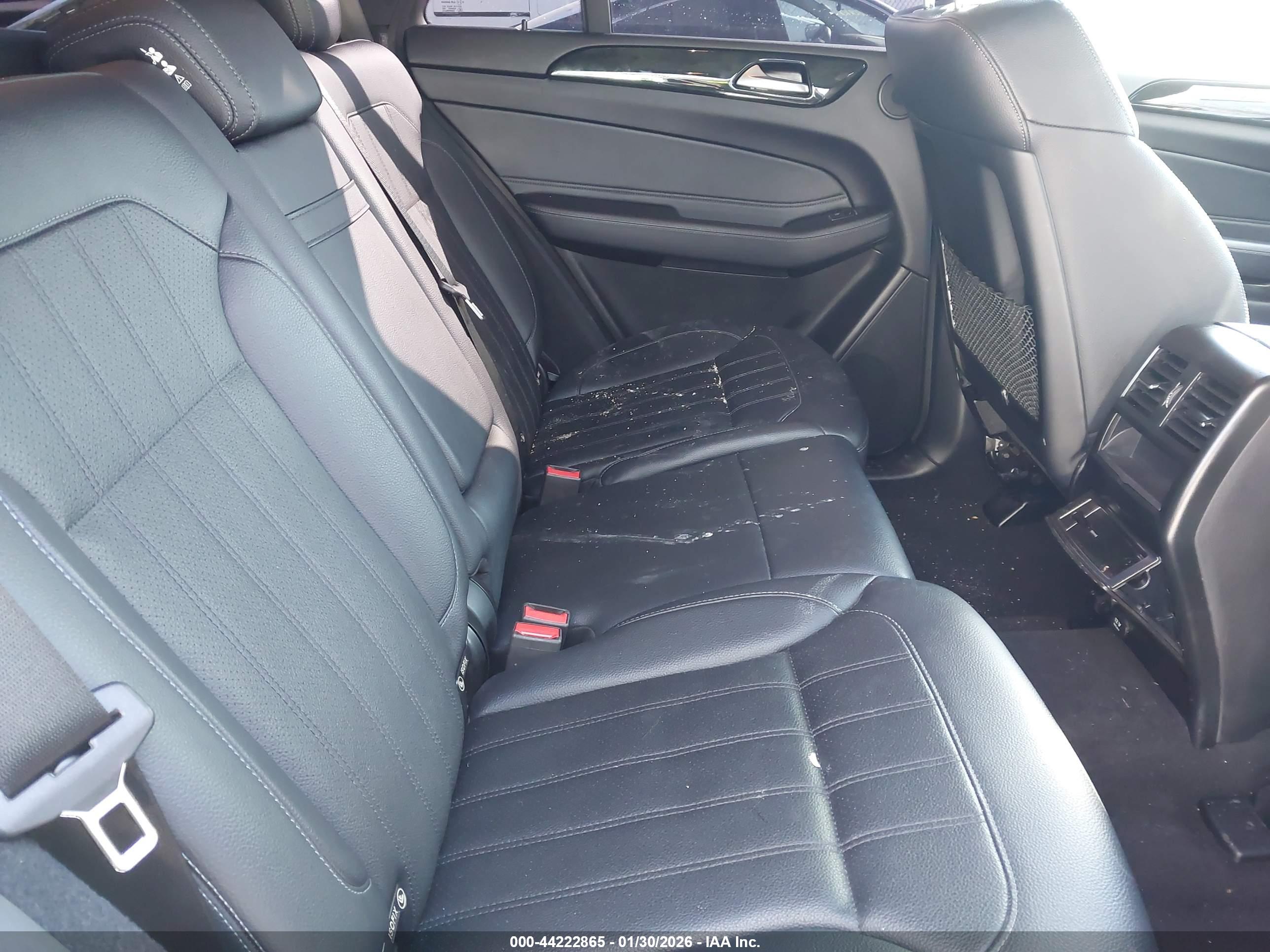 MERCEDES-BENZ GLE image 8
