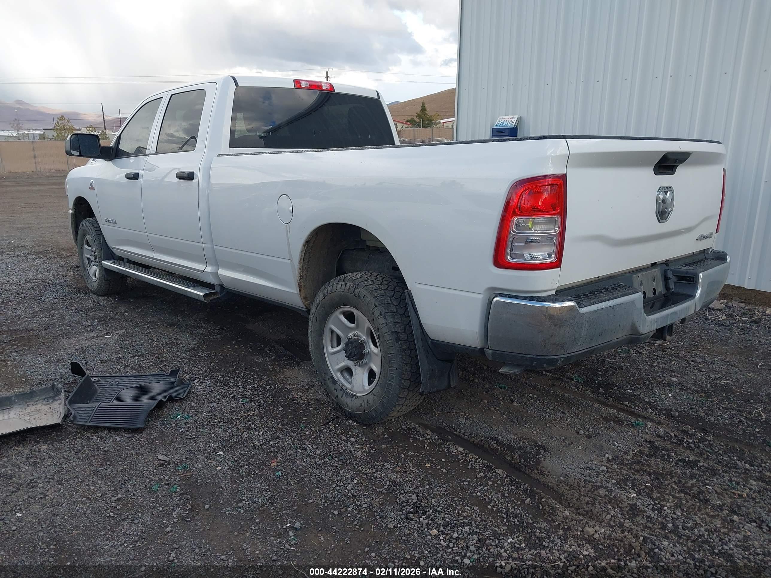 RAM 2500 image 3