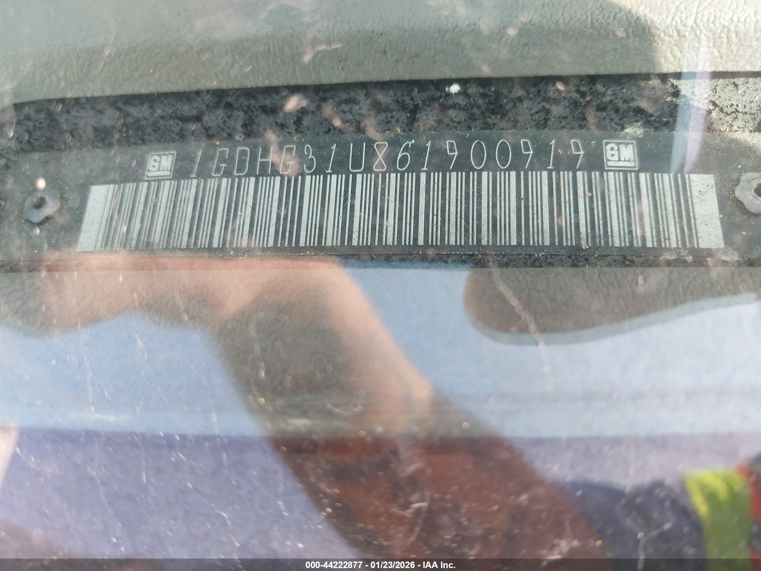 GMC SAVANA image 9