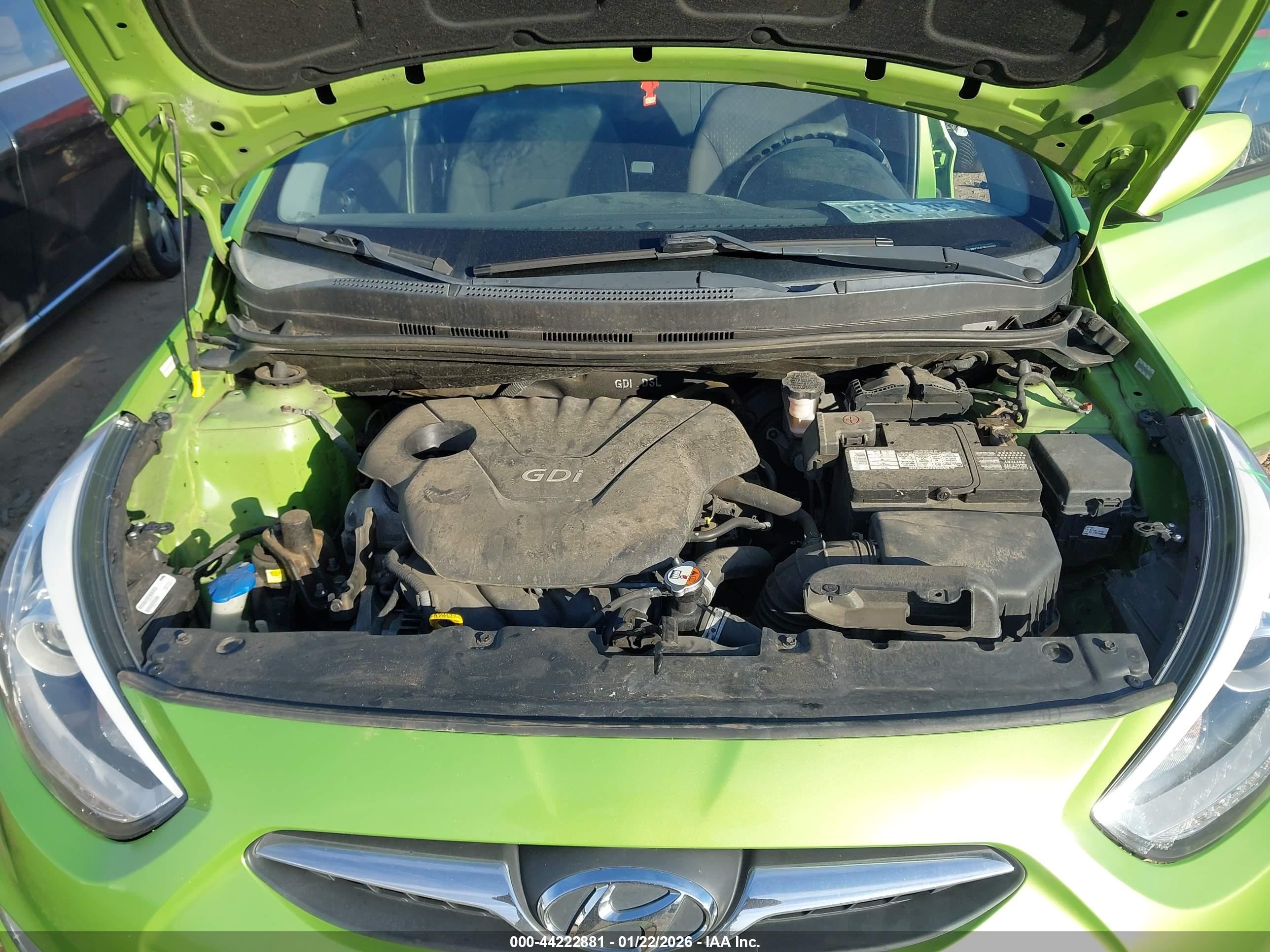 HYUNDAI ACCENT image 10