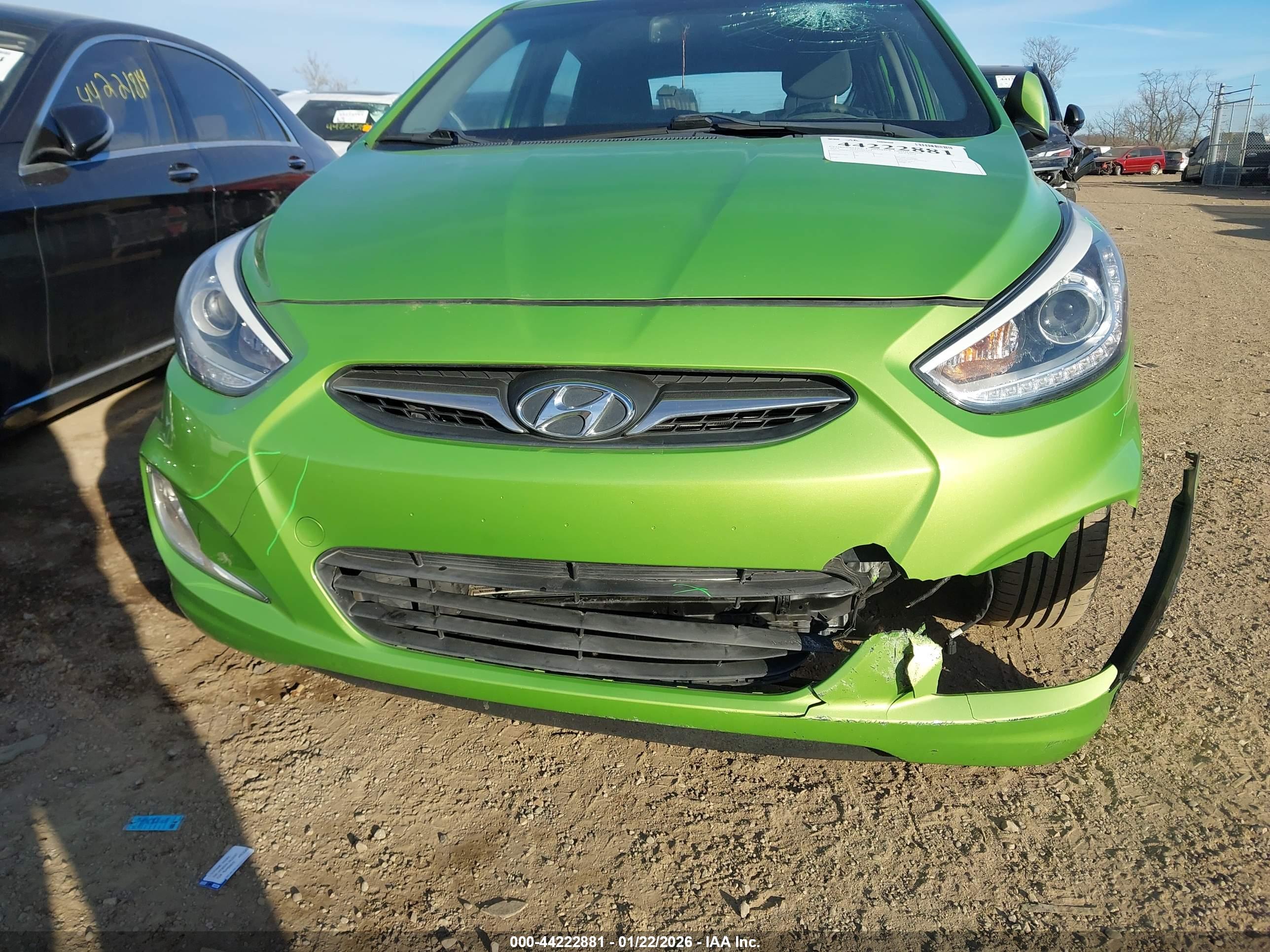 HYUNDAI ACCENT image 6