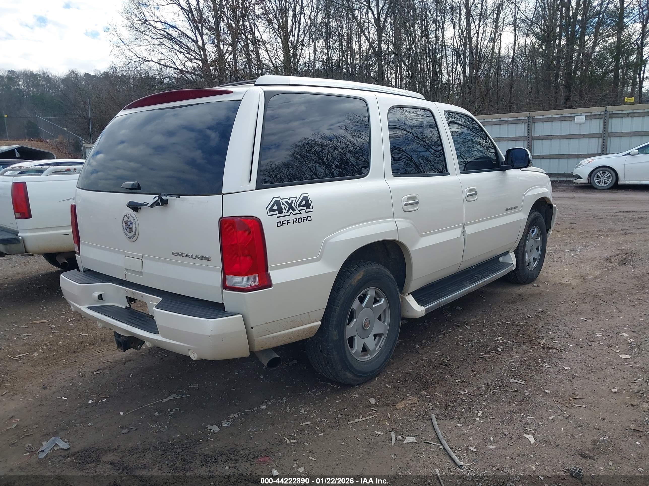 CADILLAC ESCALADE image 4