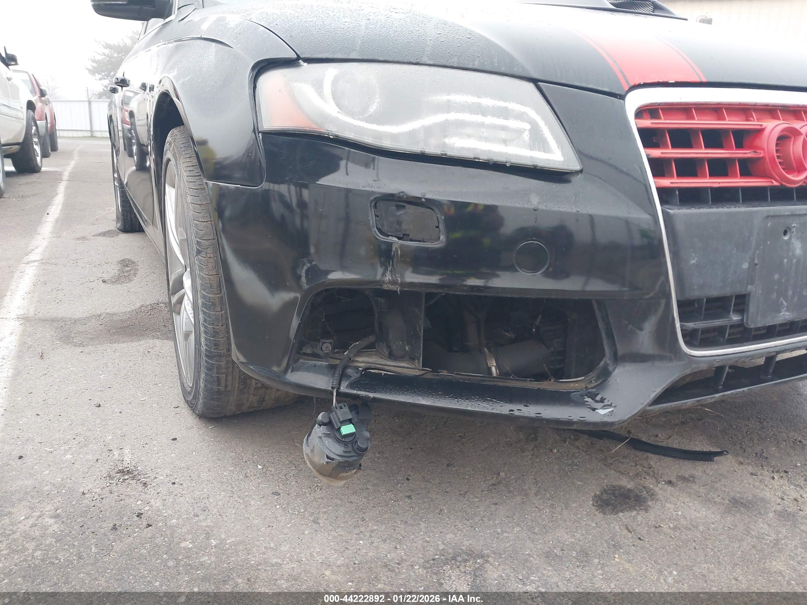 AUDI A4 image 6