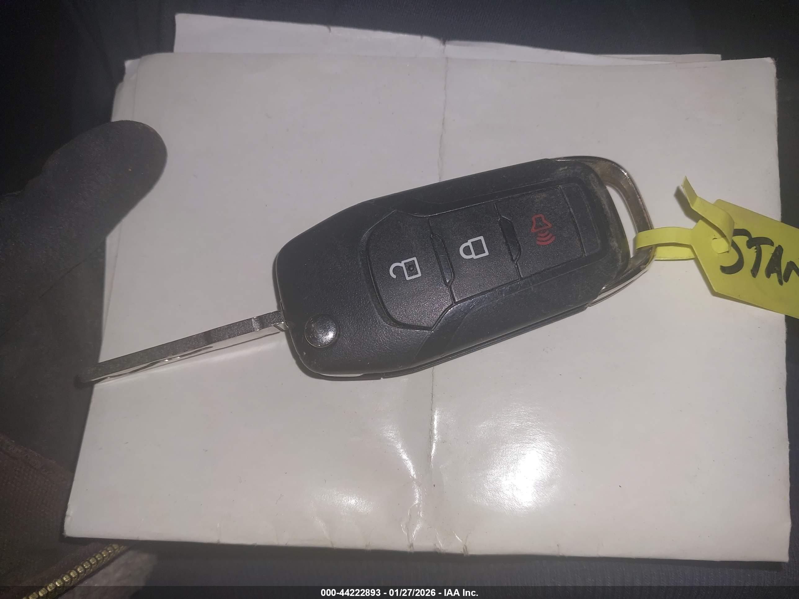 FORD ESCAPE image 11