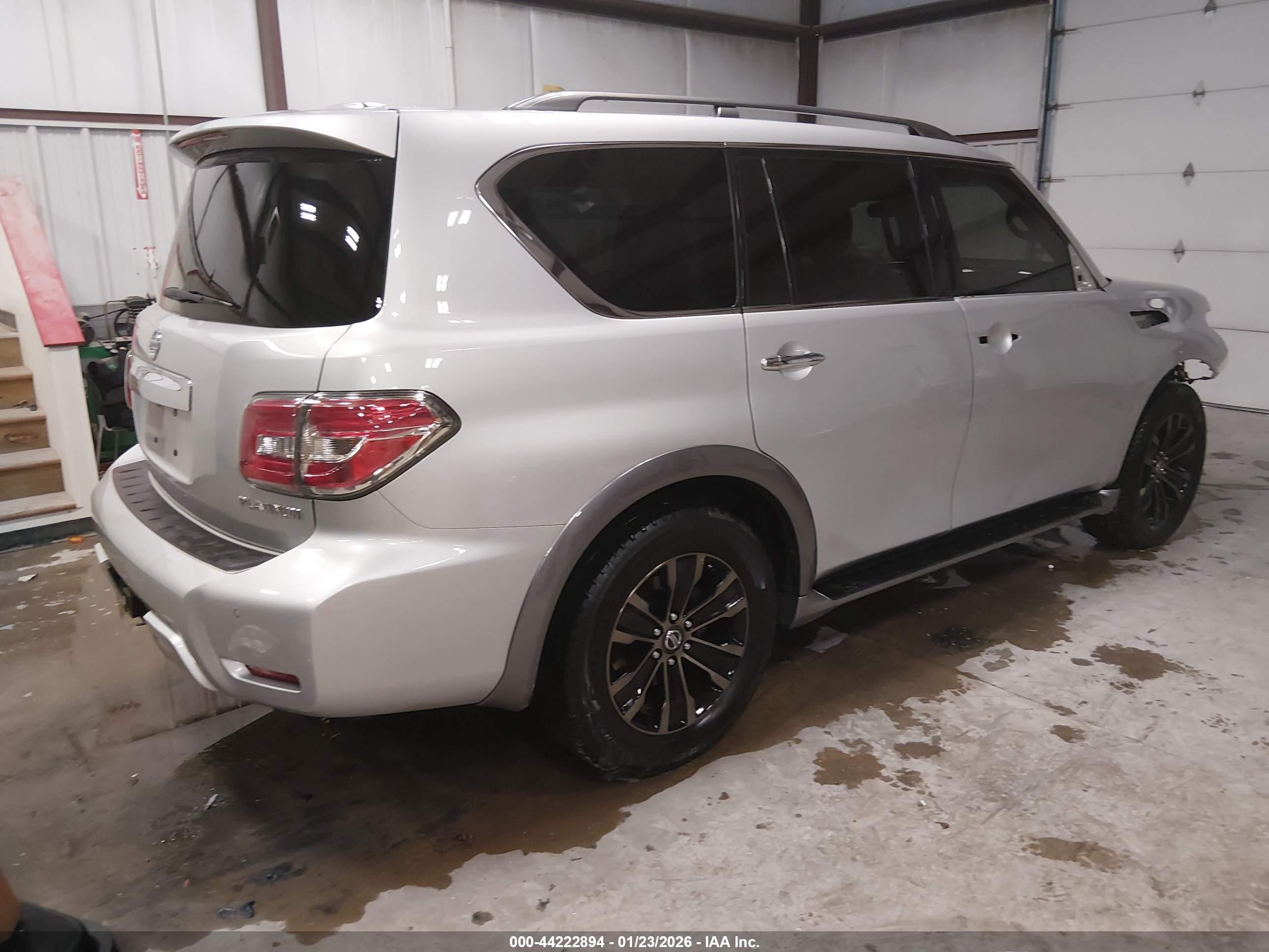 NISSAN ARMADA image 4
