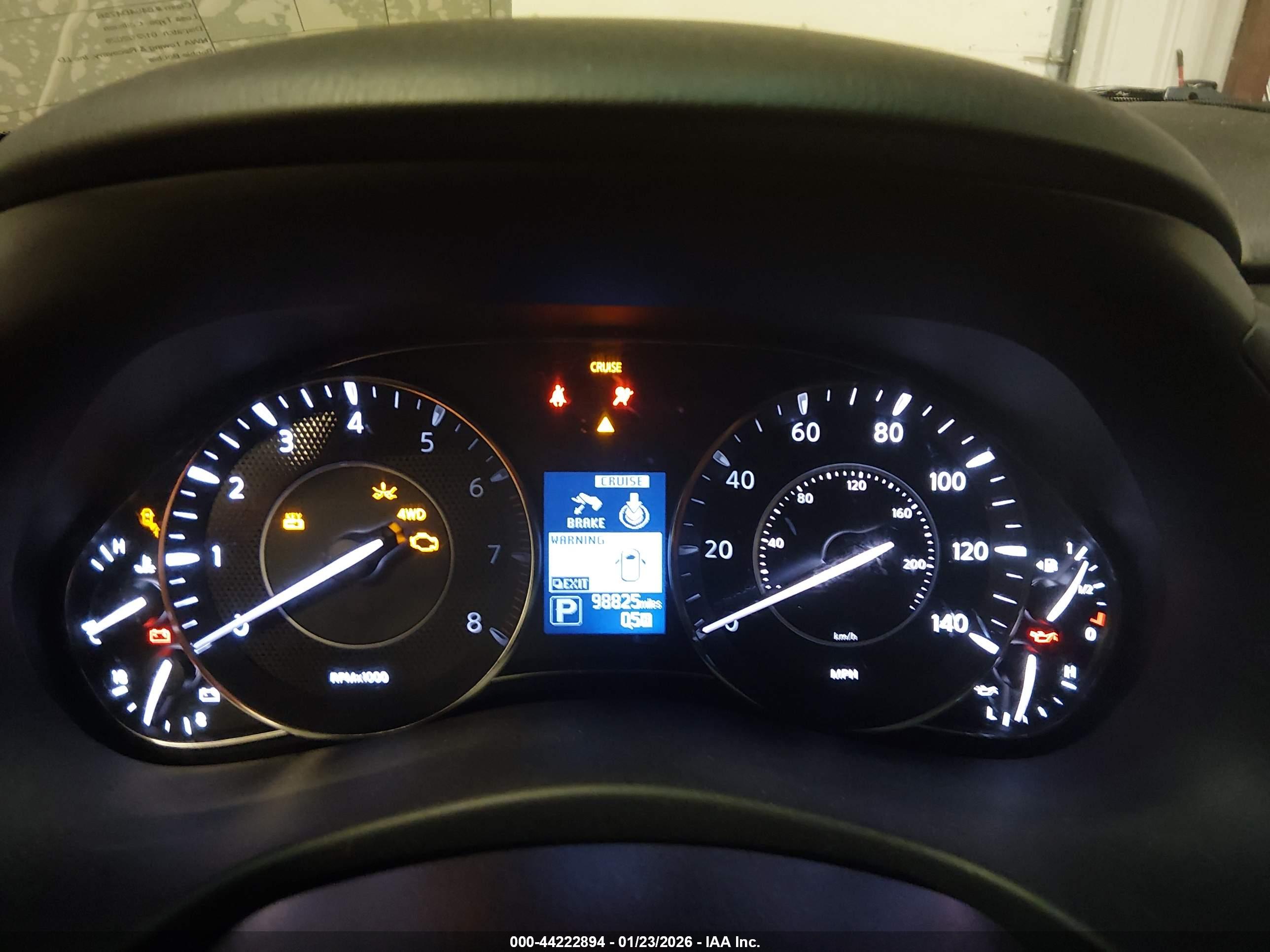 NISSAN ARMADA image 7