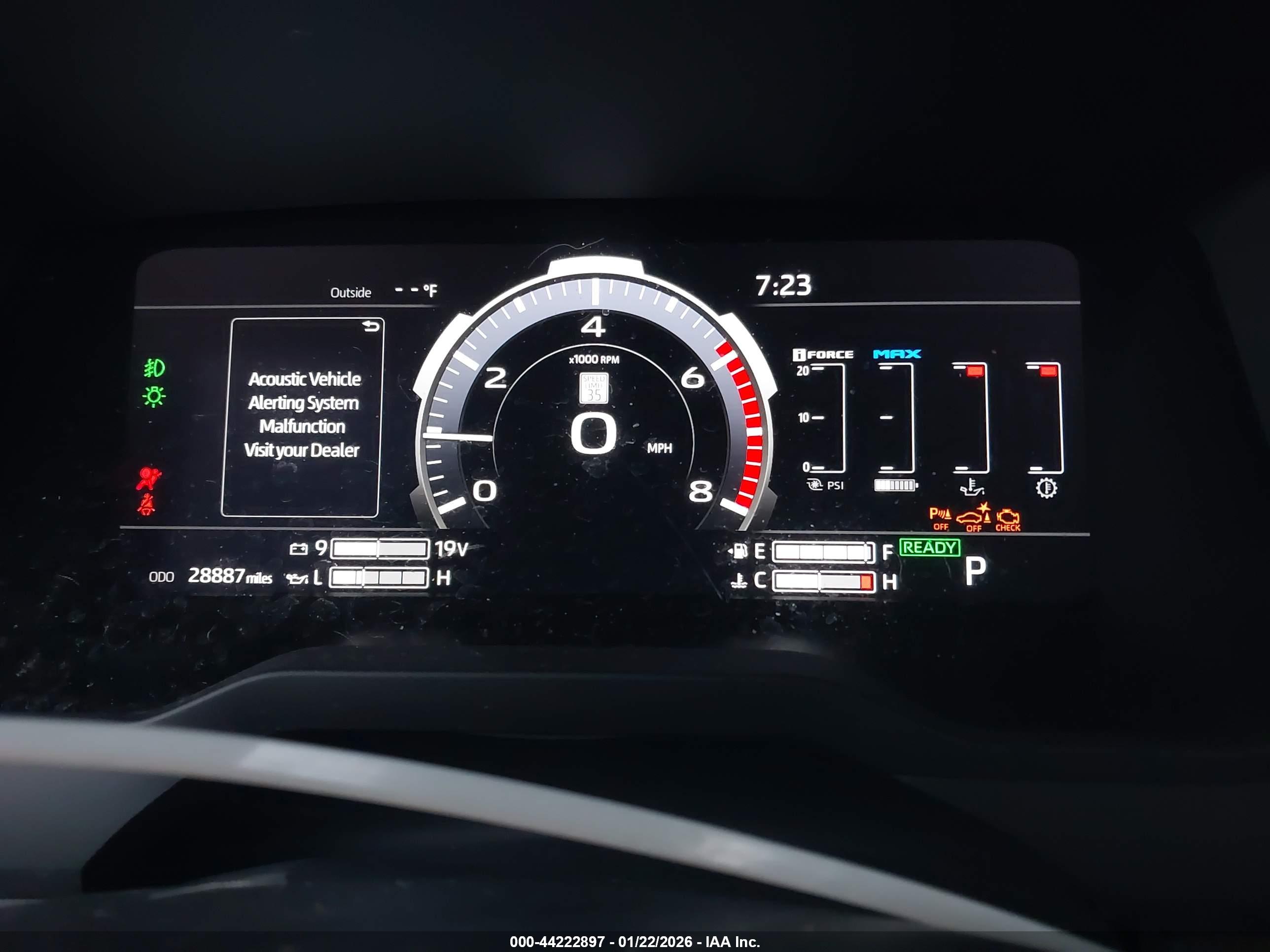 TOYOTA TUNDRA image 7
