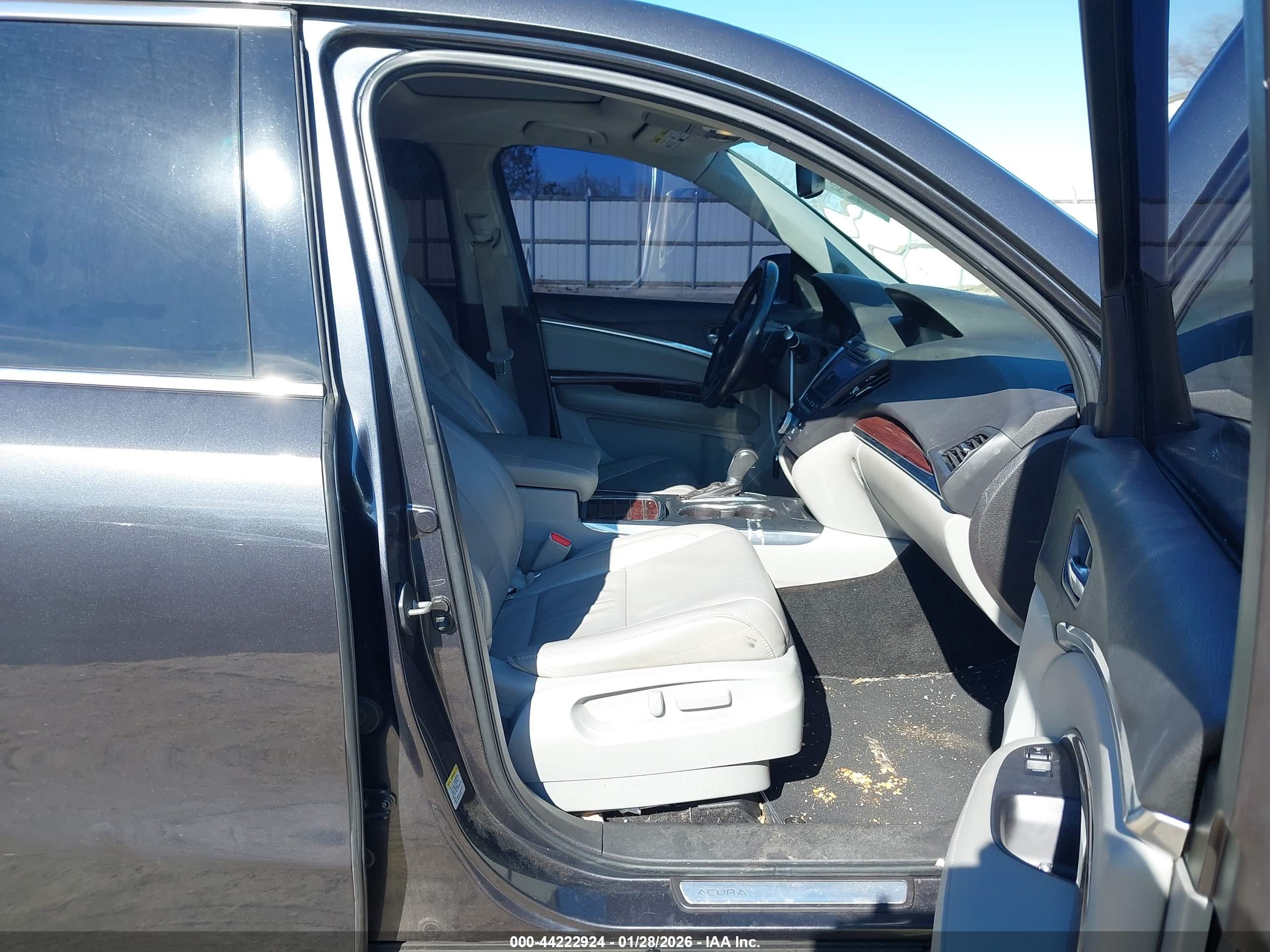 ACURA MDX image 5